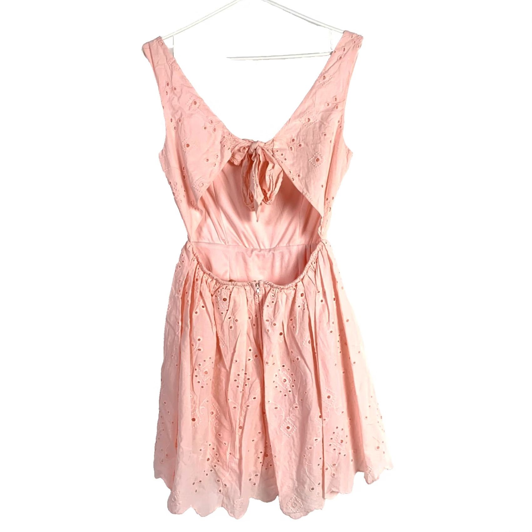 Vintage Audrey Parks x Francesca's Pink Chiara Bow Back Eyelet Mini Dress Small NWT Ladies Sundress Tank Dress Shown Pink NWT Girls/Women? Size S / US 4 / IT 40 - 5 Thumbnail