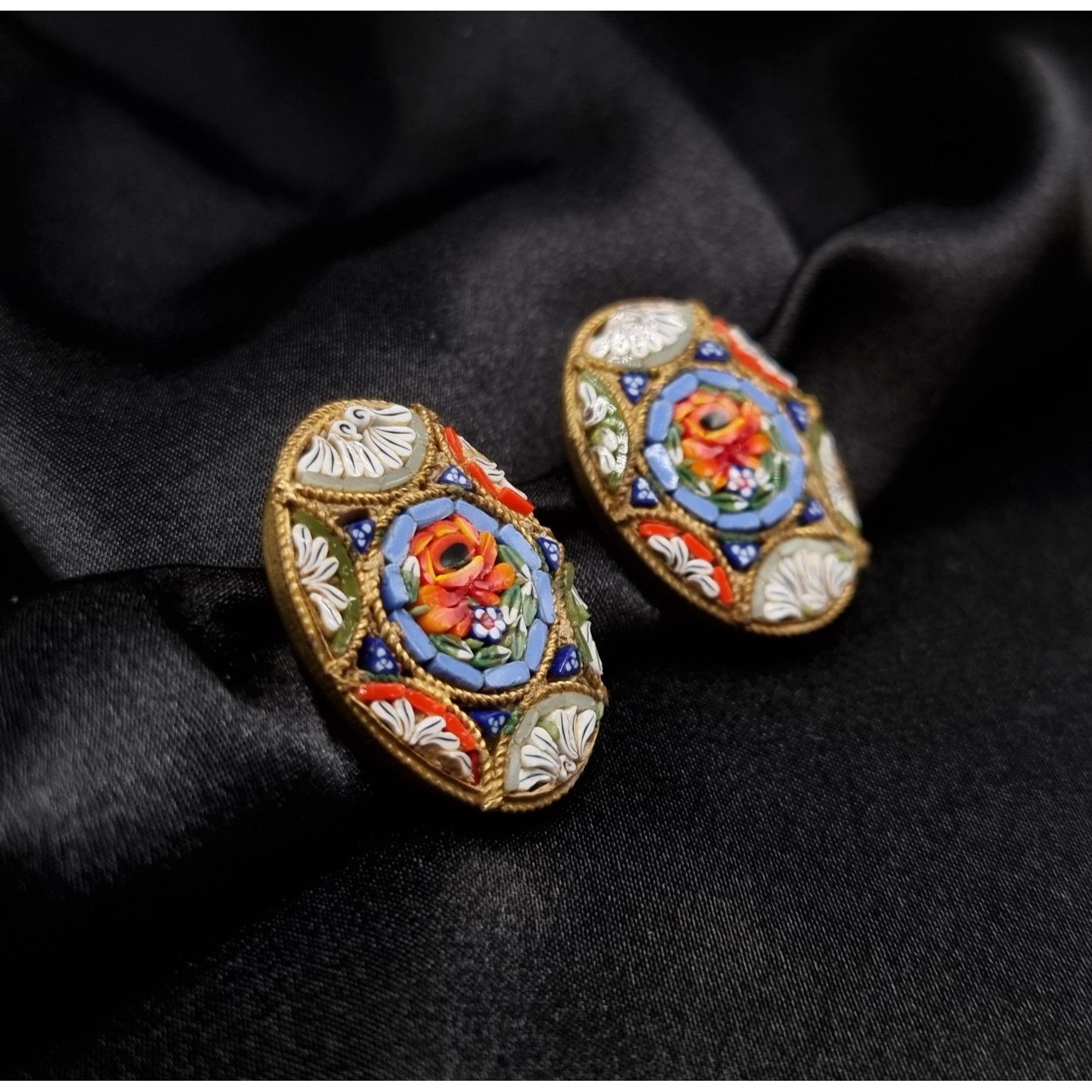 Vintage Vintage 1950s-1960s Italian Micro Mosaic Clip-On Earrings Size ONE SIZE - 2 Thumbnail