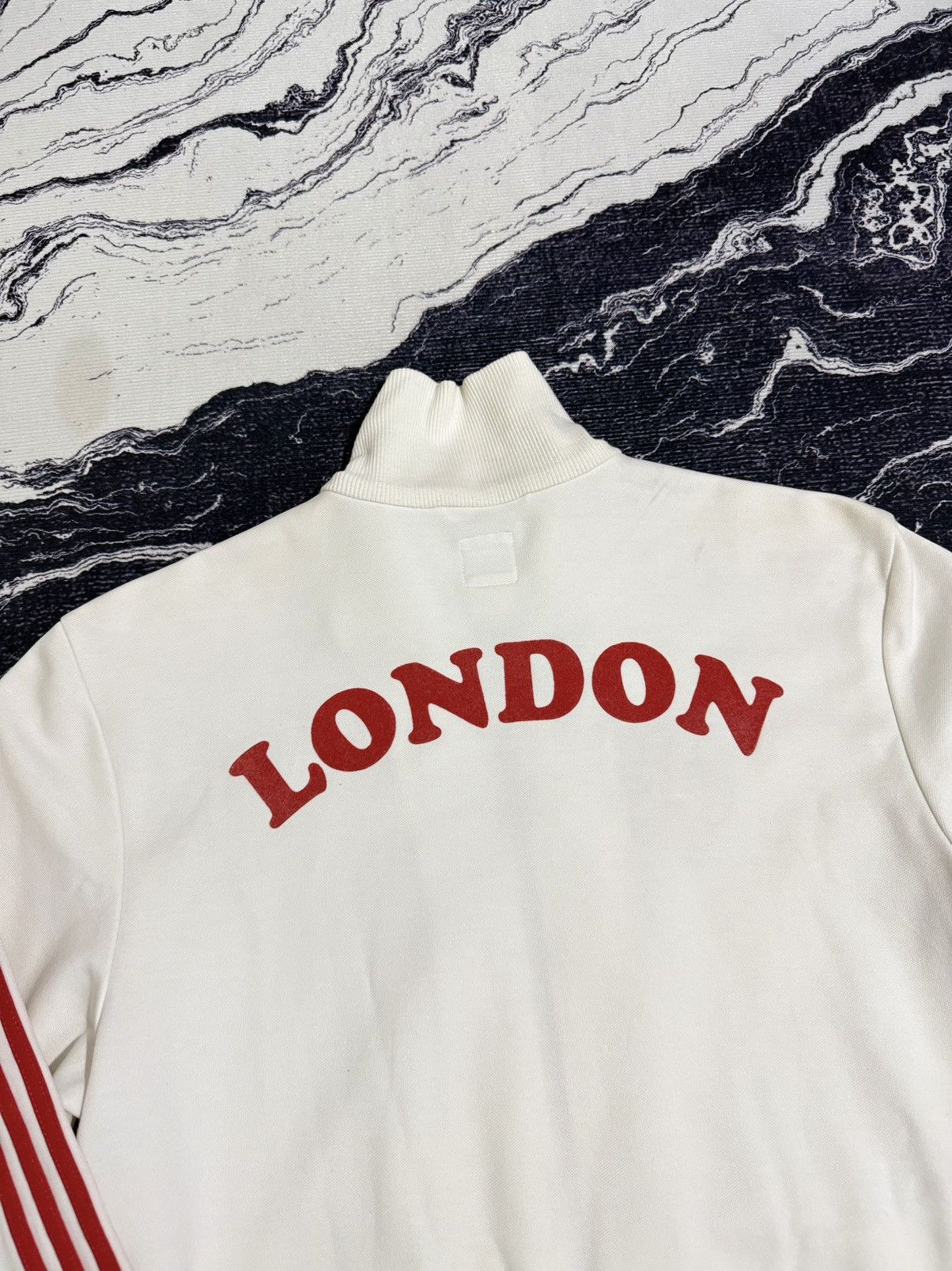 Vintage Vintage y2k adidas i love london track top Size US M / EU 48-50 / 2 - 13 Thumbnail