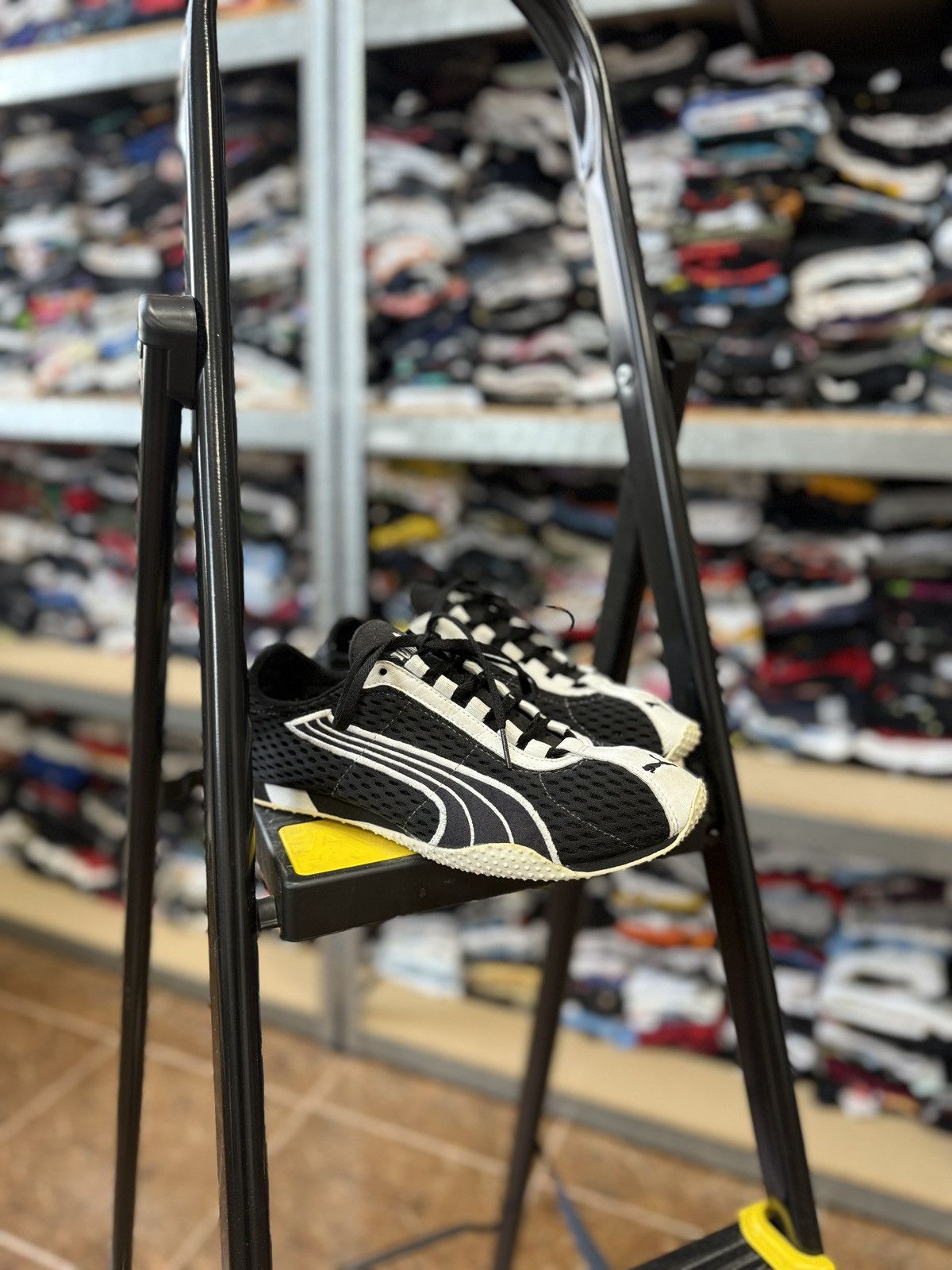 Puma 🇺🇸 Vintage 90s Puma SpeedCat Sneakers Rare Retro Hype Y2K Size US 7 / EU 40 - 1 Thumbnail