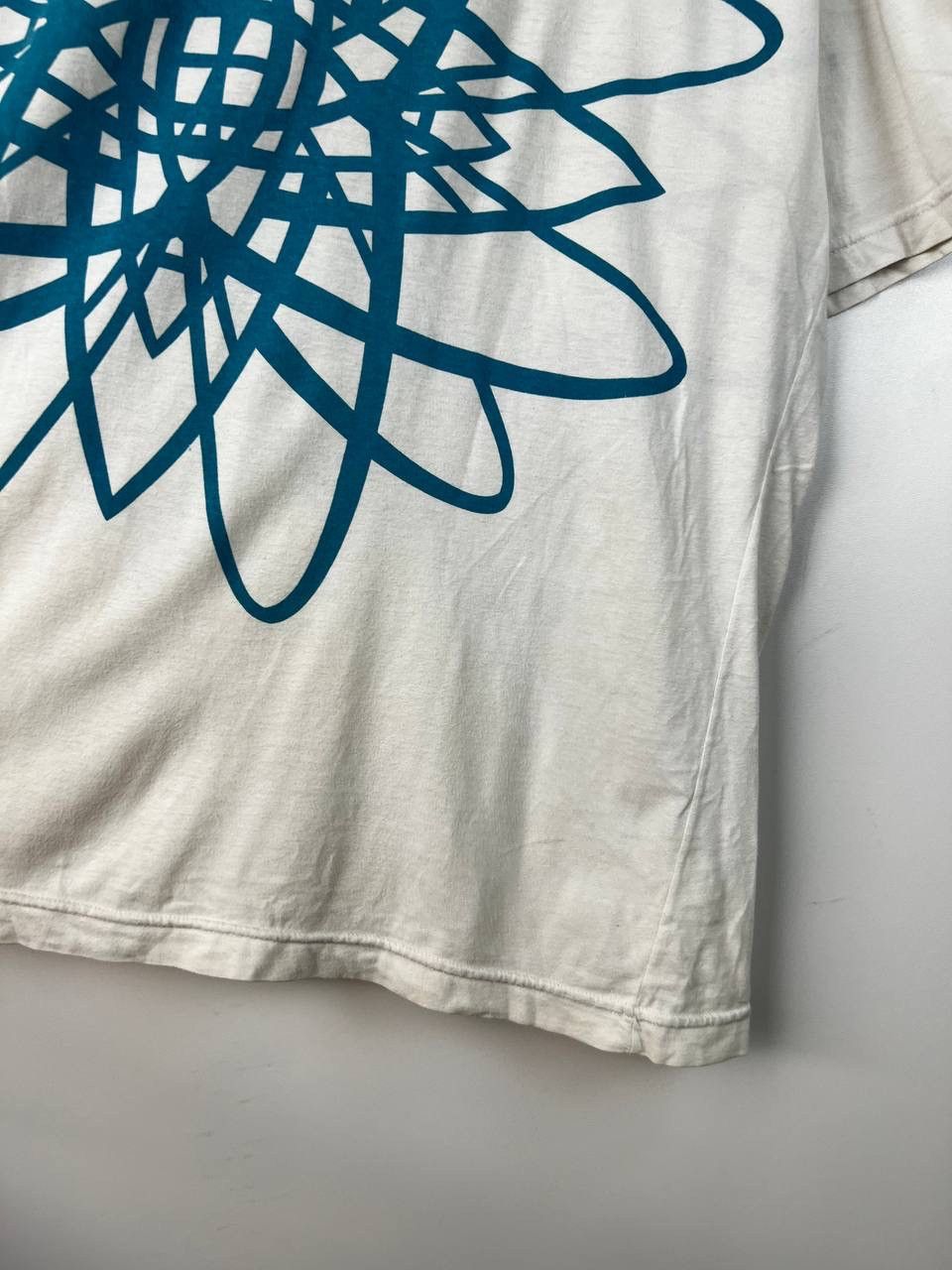 Nike × Vintage Nike International 90s streetwear vintage t-shirts size L Size US L / EU 52-54 / 3 - 6 Thumbnail