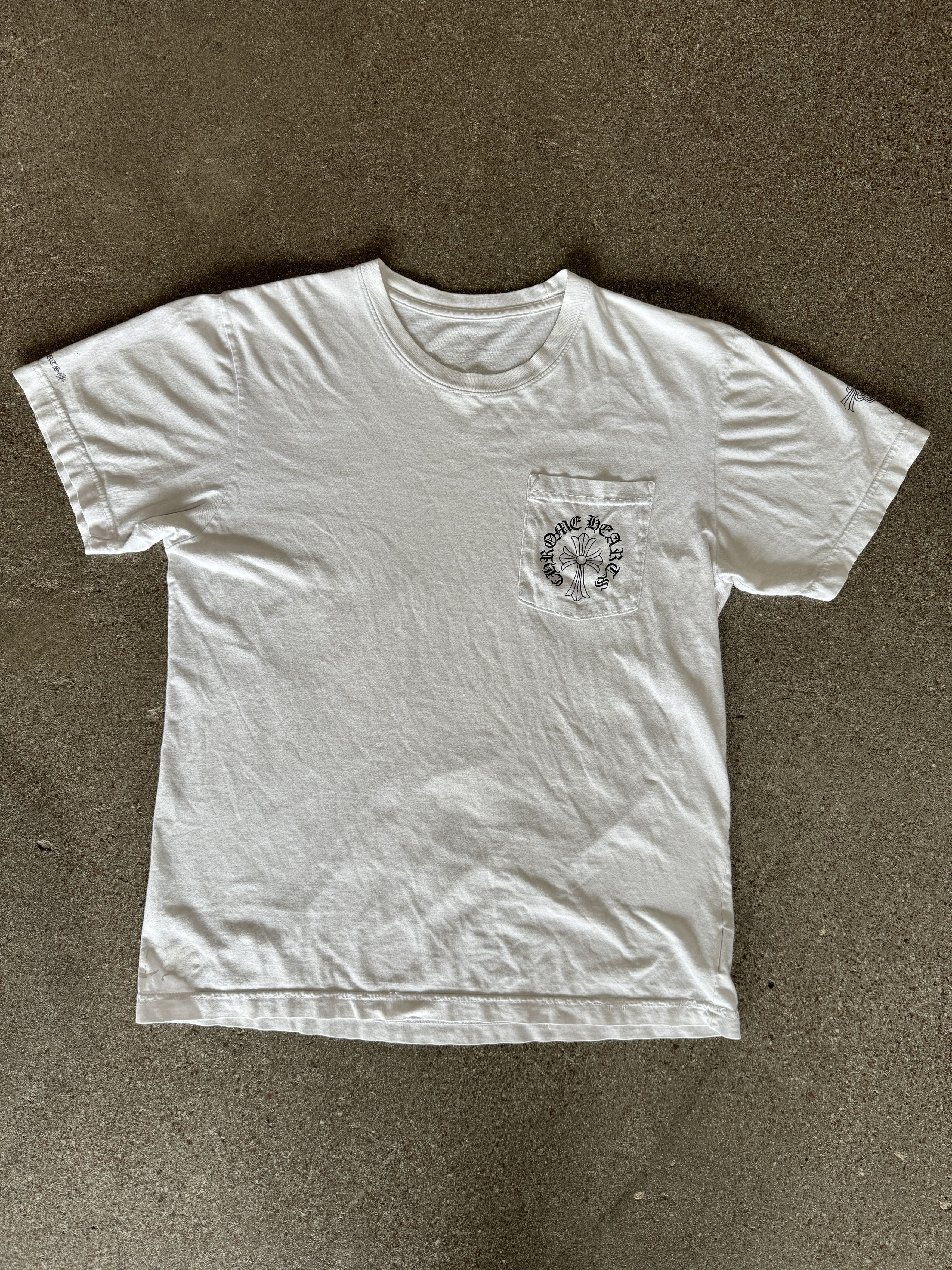 image of Chrome Hearts Horseshoe Cross T Shirt in White, Men's (Size Medium)
