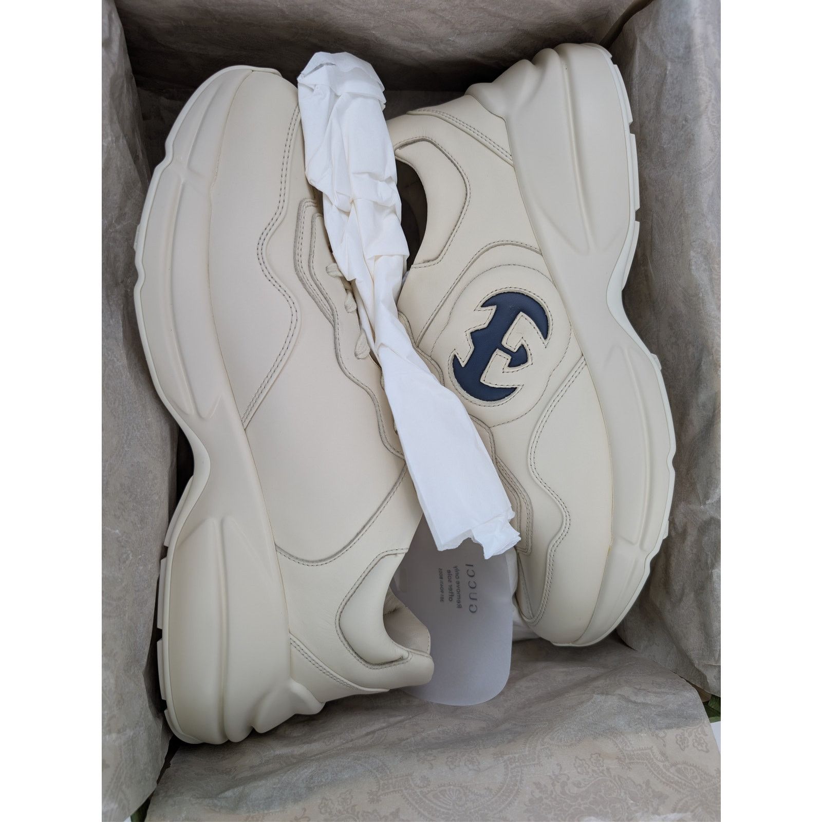 Gucci o1rshd1 leather Interlocking G logo Rhyton sneakers in ivory Size US 12.5 / EU 45-46 - 22 Thumbnail