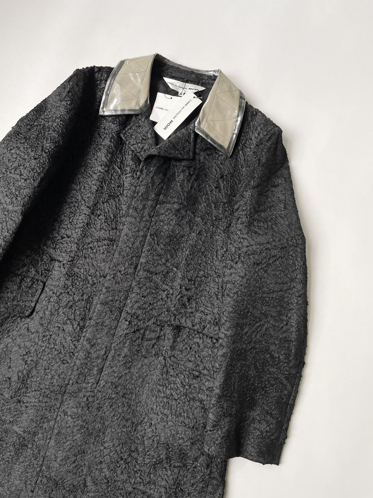 Comme des Garcons A/W 05 Coated Cotton Overcoat Size S / US 4 / IT 40 - 6 Thumbnail