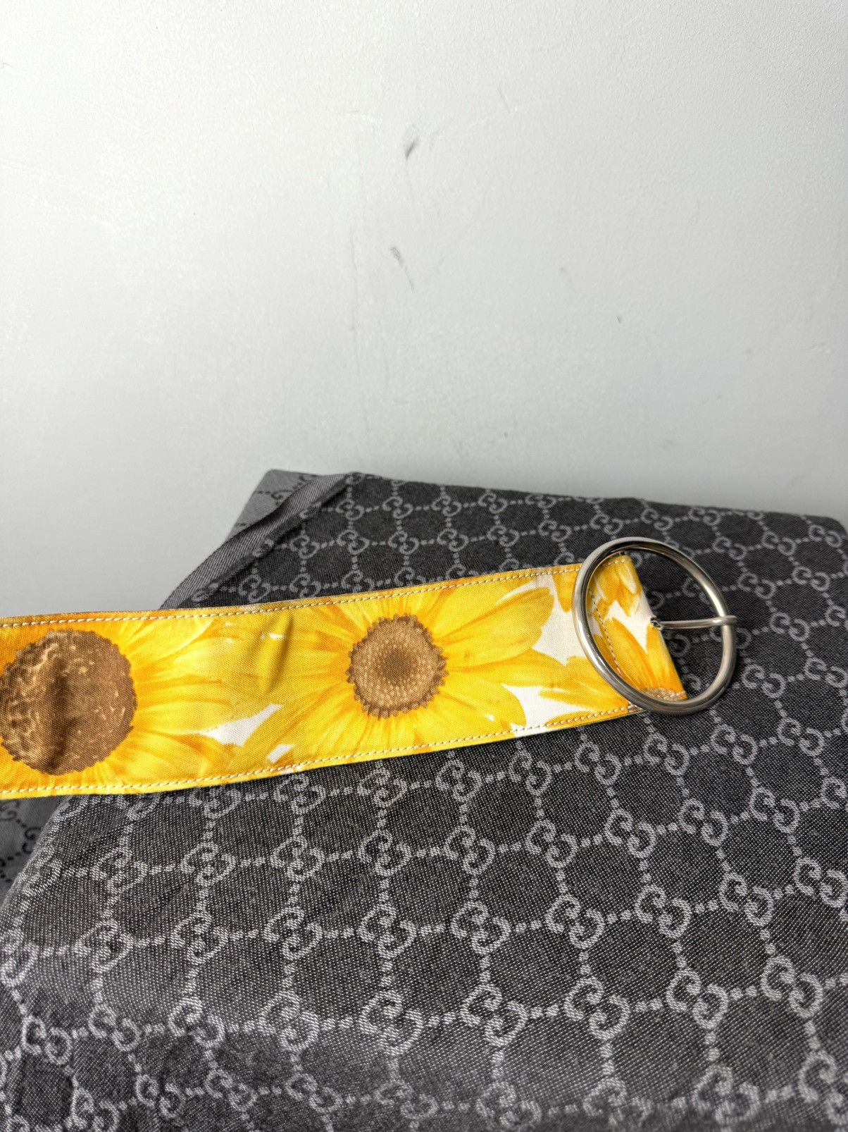 Dolce & Gabbana Vintage Dolce Gabbana Sunflower Printed Belt Dress Size ONE SIZE - 6 Thumbnail