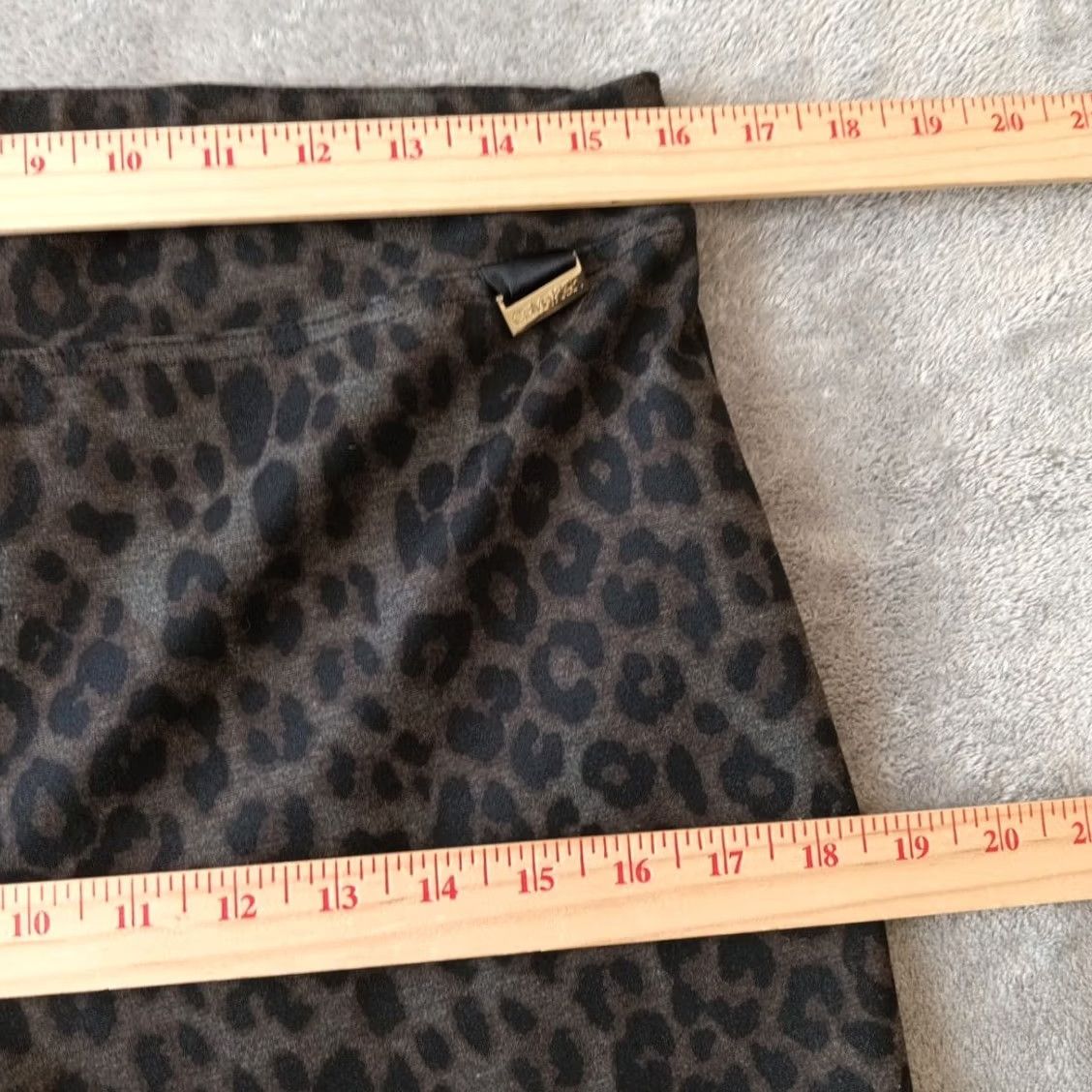 Calvin Klein Calvin Klein Ankle Pants Womens Medium Black Gray Animal Print Pull On Skinny Size 32" / US 10 / IT 46 - 3 Thumbnail