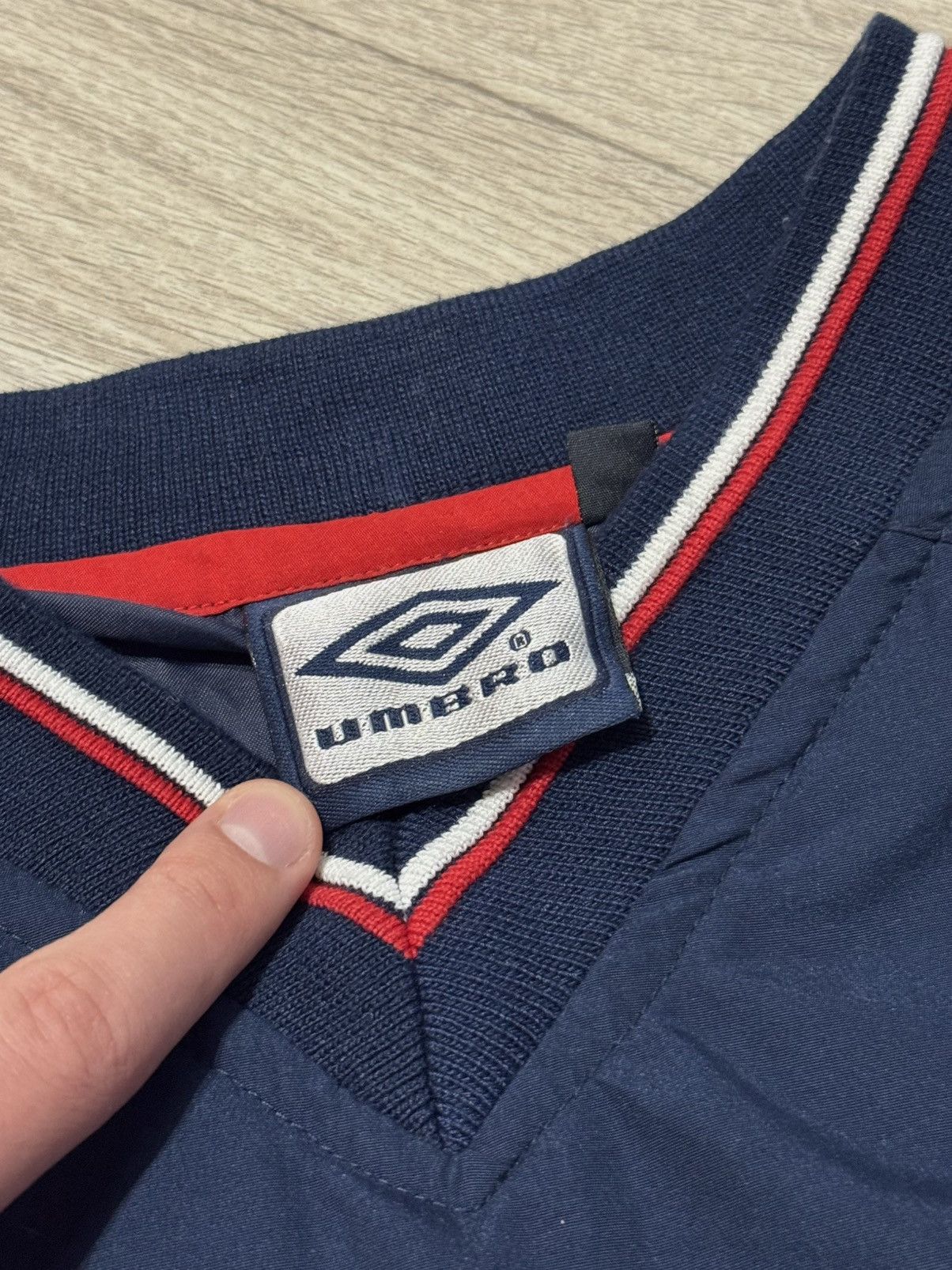 Umbro 🔷Vintage Umbro Oversized Nylon Big logo Sweatshirt 90s🔷 Size US L / EU 52-54 / 3 - 4 Thumbnail