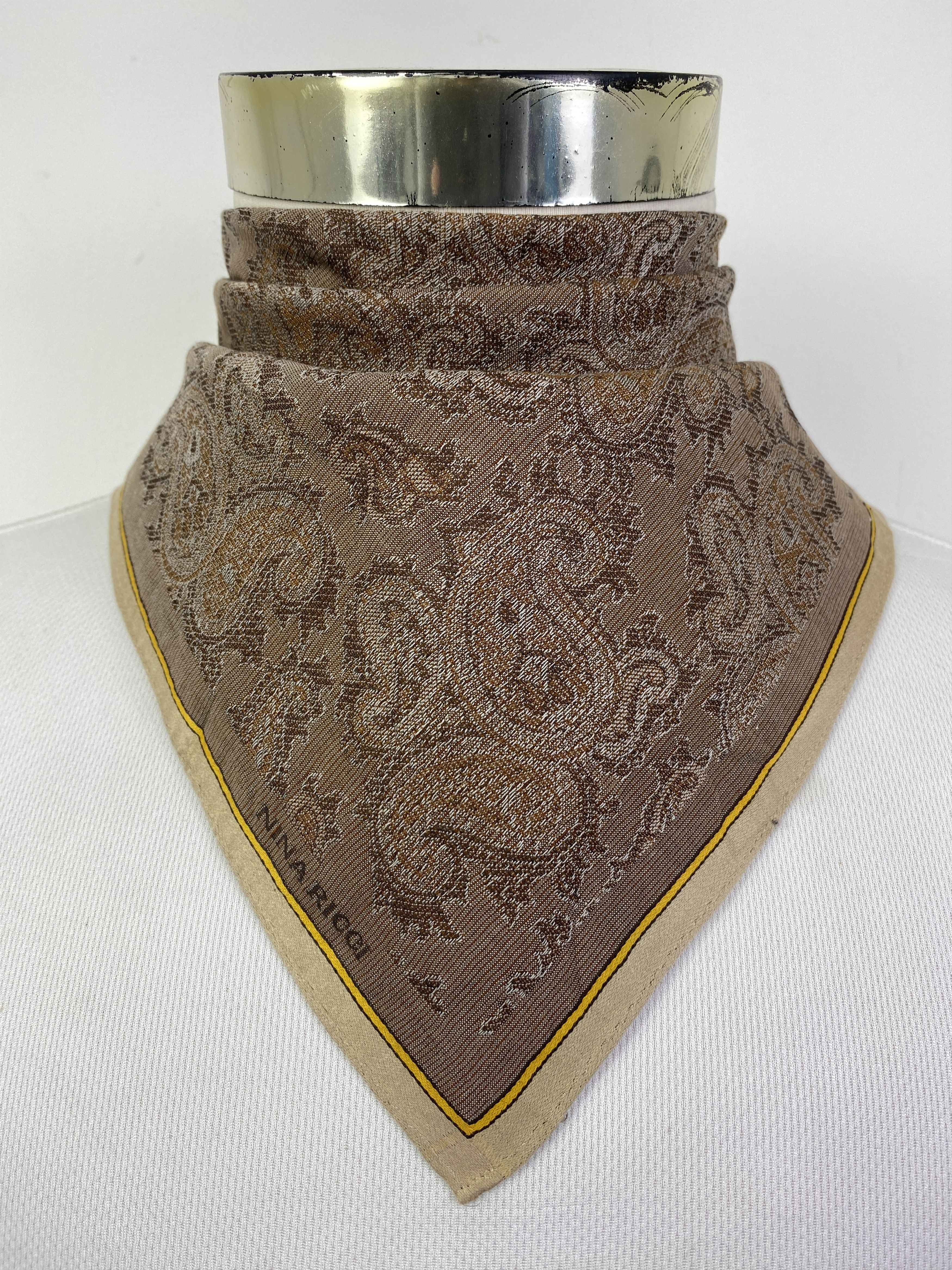 Vintage Nina Ricci Handkerchief / Neckerchief / Bandana KT0020 Size ONE SIZE - 2 Thumbnail