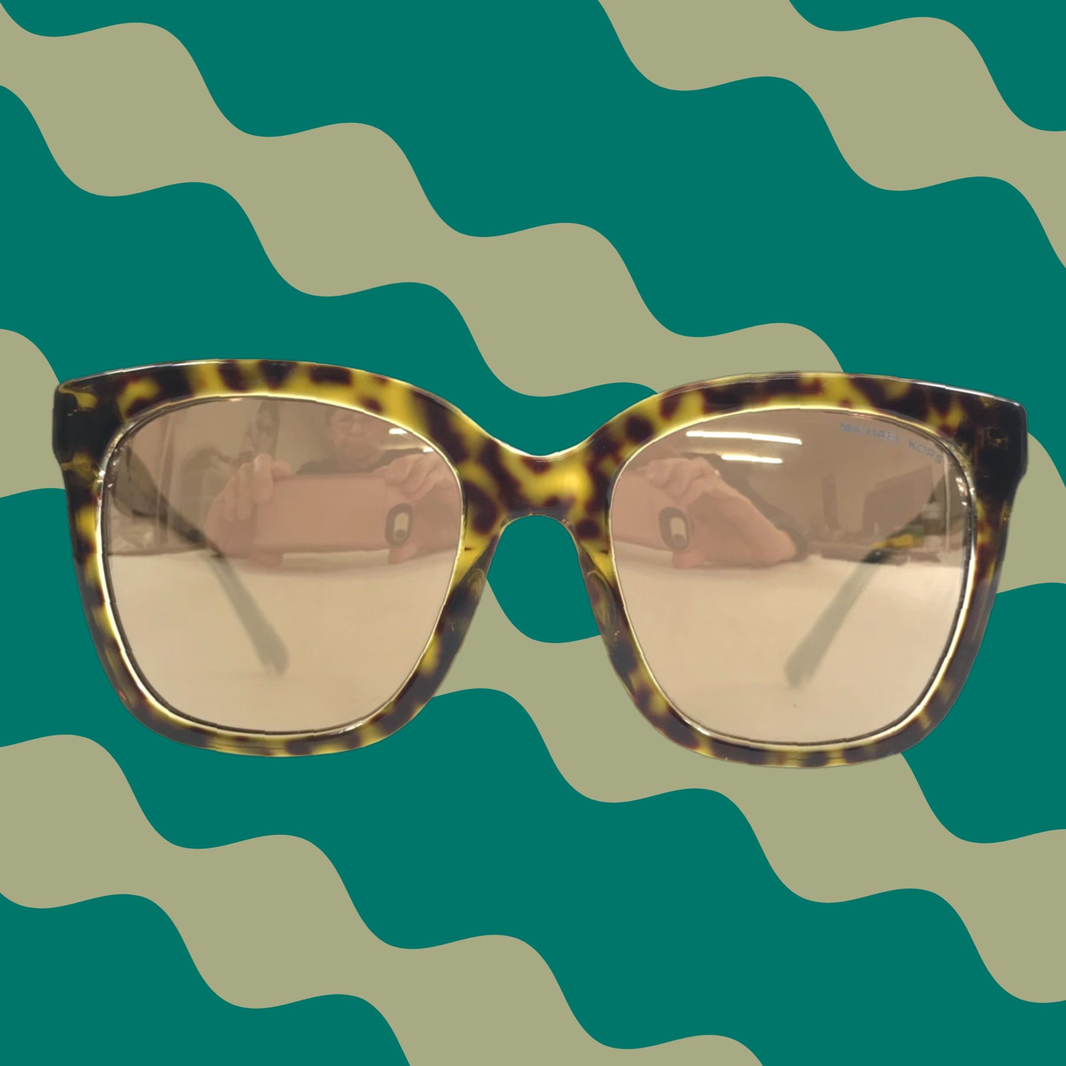 Michael Kors Brown & Gold \