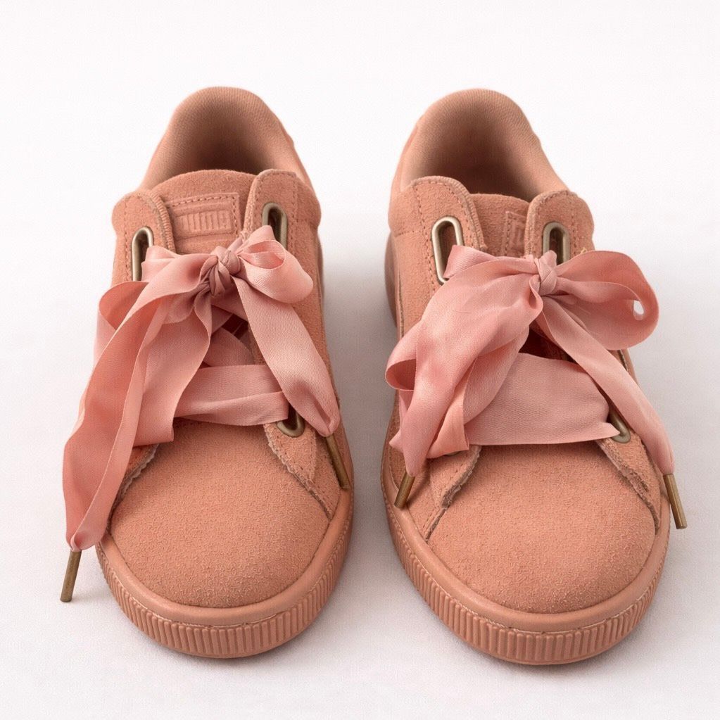 Puma Puma Suede Heart Satin Sneakers Pink Bow Lace Shoes Women’s Size US 8.5 / IT 38.5 - 2 Thumbnail