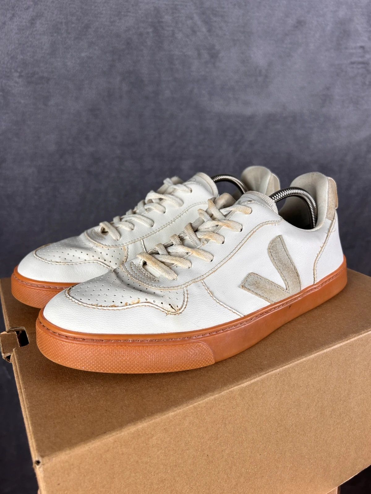 Designer × Veja Wata Veja cream brown leather sneakers big logo Size US 7 / IT 37 - 1 Thumbnail