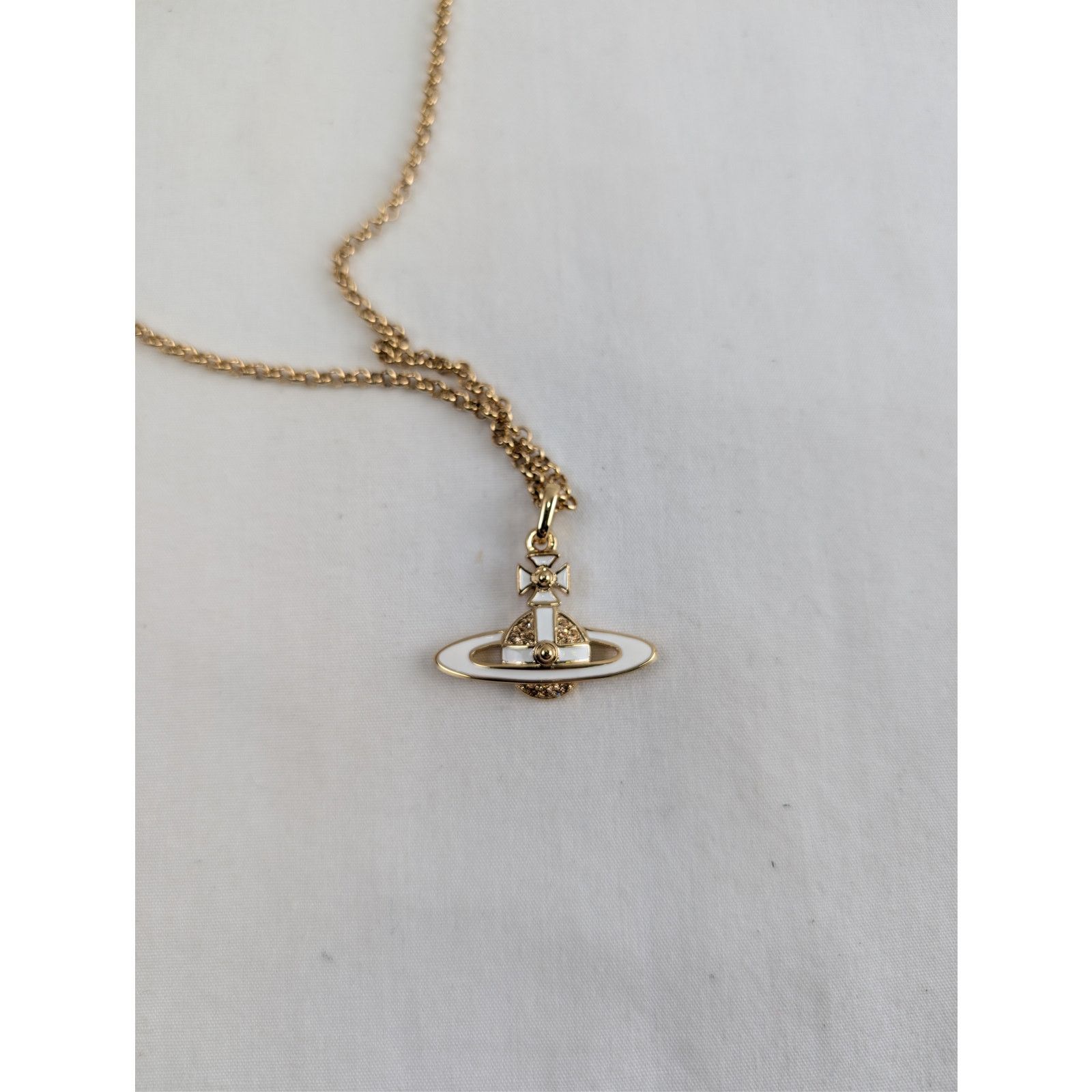 Vivienne Westwood o1rshd1 Size: OS / unisex Gold Cristal Orb Pendant Necklace Size ONE SIZE - 10 Thumbnail