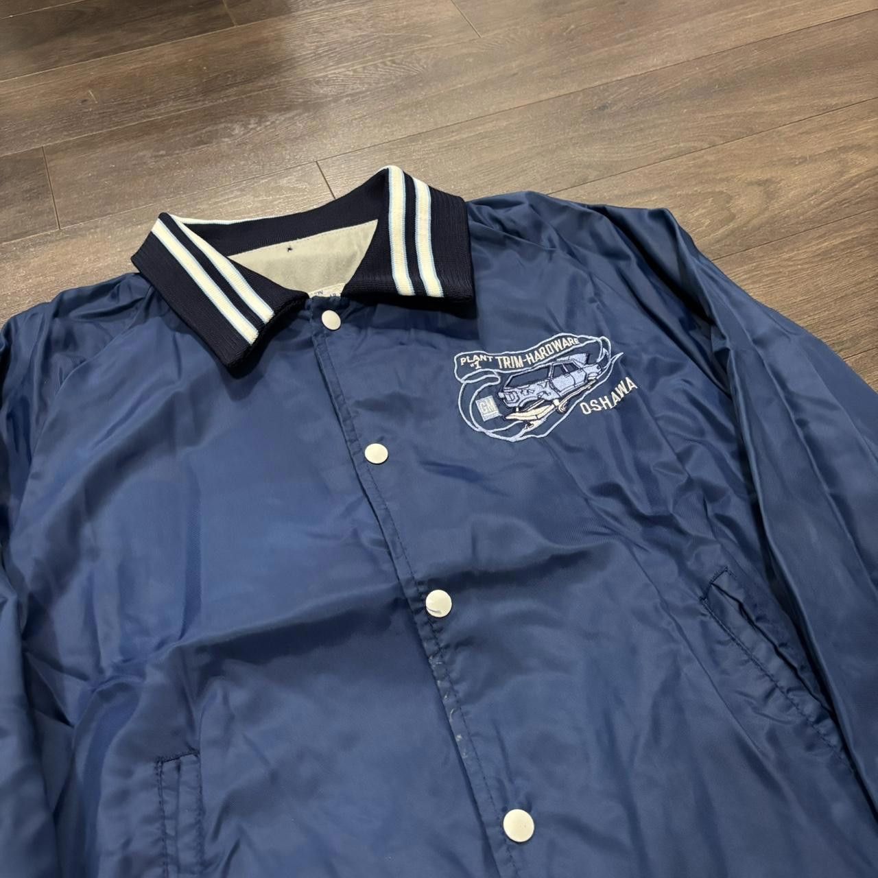Other vintage General Motors Oshawa plant windbreaker jacket 90s L Size US XL / EU 56 / 4 - 3 Thumbnail