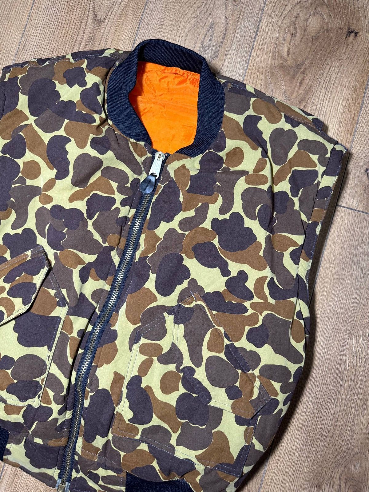 Other Men's Vintage Reversible MA-1 Vest Duck Camo & Orange Size US L / EU 52-54 / 3 - 6 Thumbnail