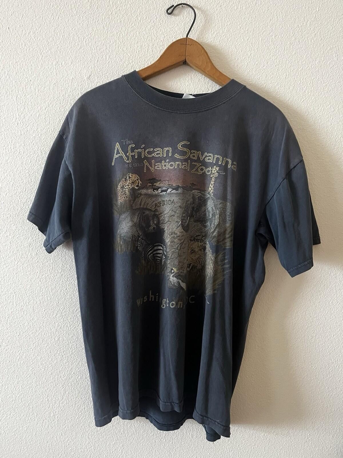 Gildan VTG African Savanna National Zoo Washington DC Tee Gray L Size US L / EU 52-54 / 3 - 1 Thumbnail