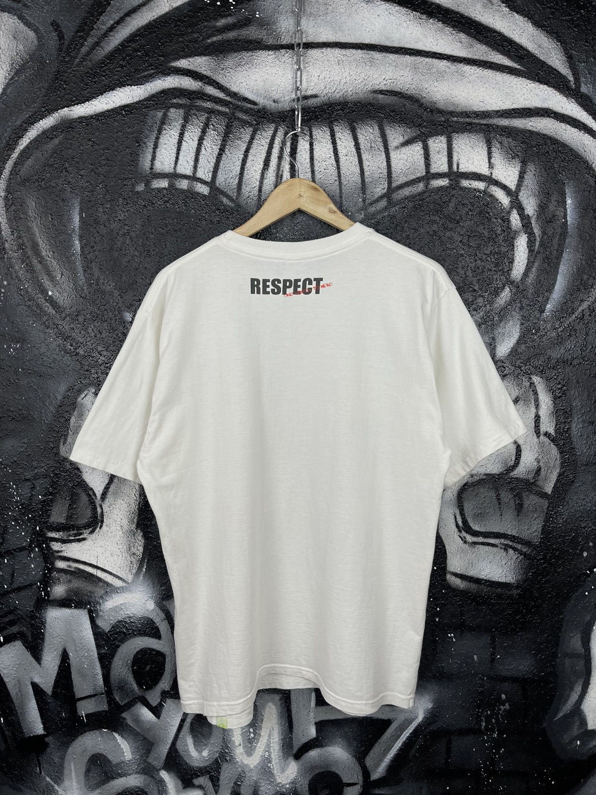 Vintage Vintage Respect Third Wave T-shirt Men’s Size Large Size US L / EU 52-54 / 3 - 6 Thumbnail