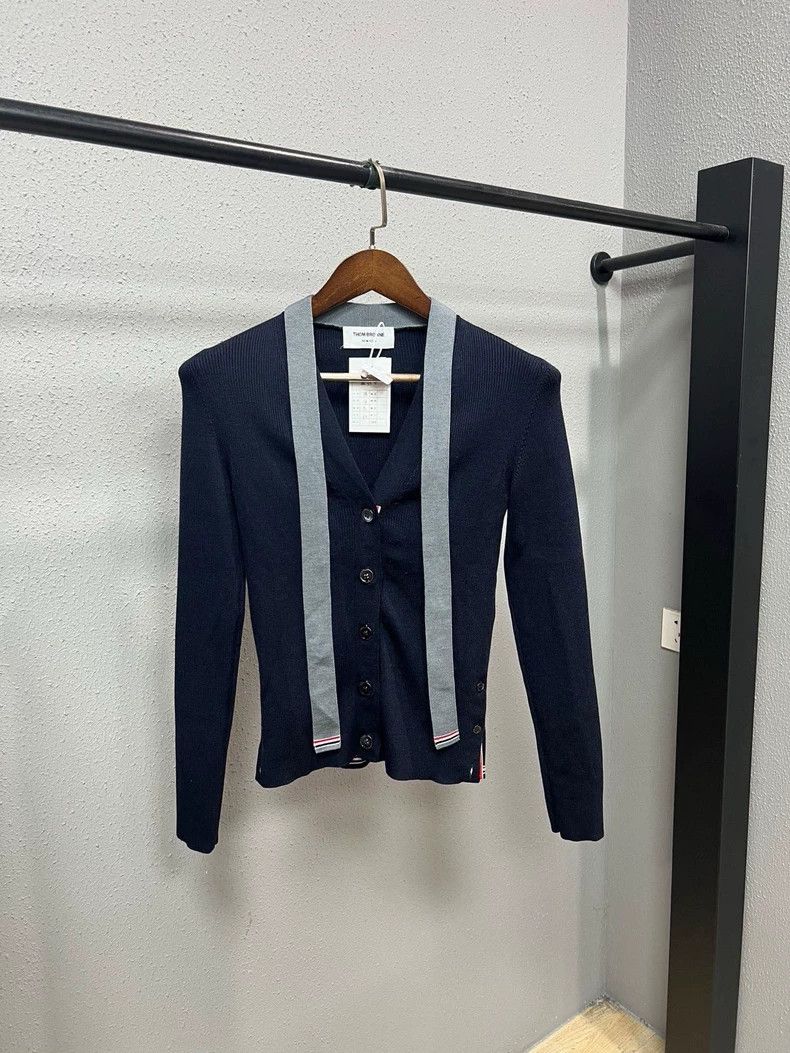 Thom Browne Thom Browne size38 Color-striped tie, cardigan Size US XXS / EU 40 - 1 Thumbnail
