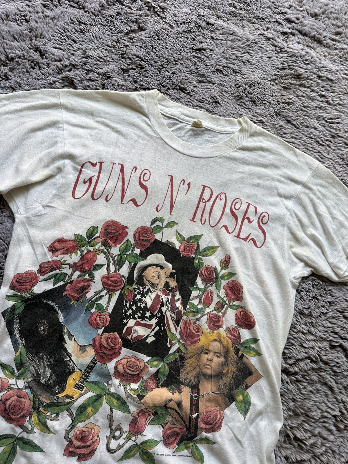 Other Vintage 1993 Guns N Rose Skin N Bones Tour Tee Screen Stars Size US L / EU 52-54 / 3 - 3 Thumbnail