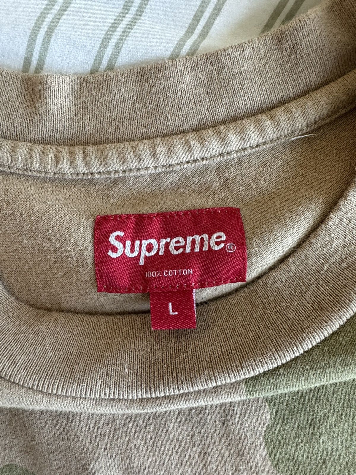 Supreme Camo Tee Size US L / EU 52-54 / 3 - 2 Thumbnail