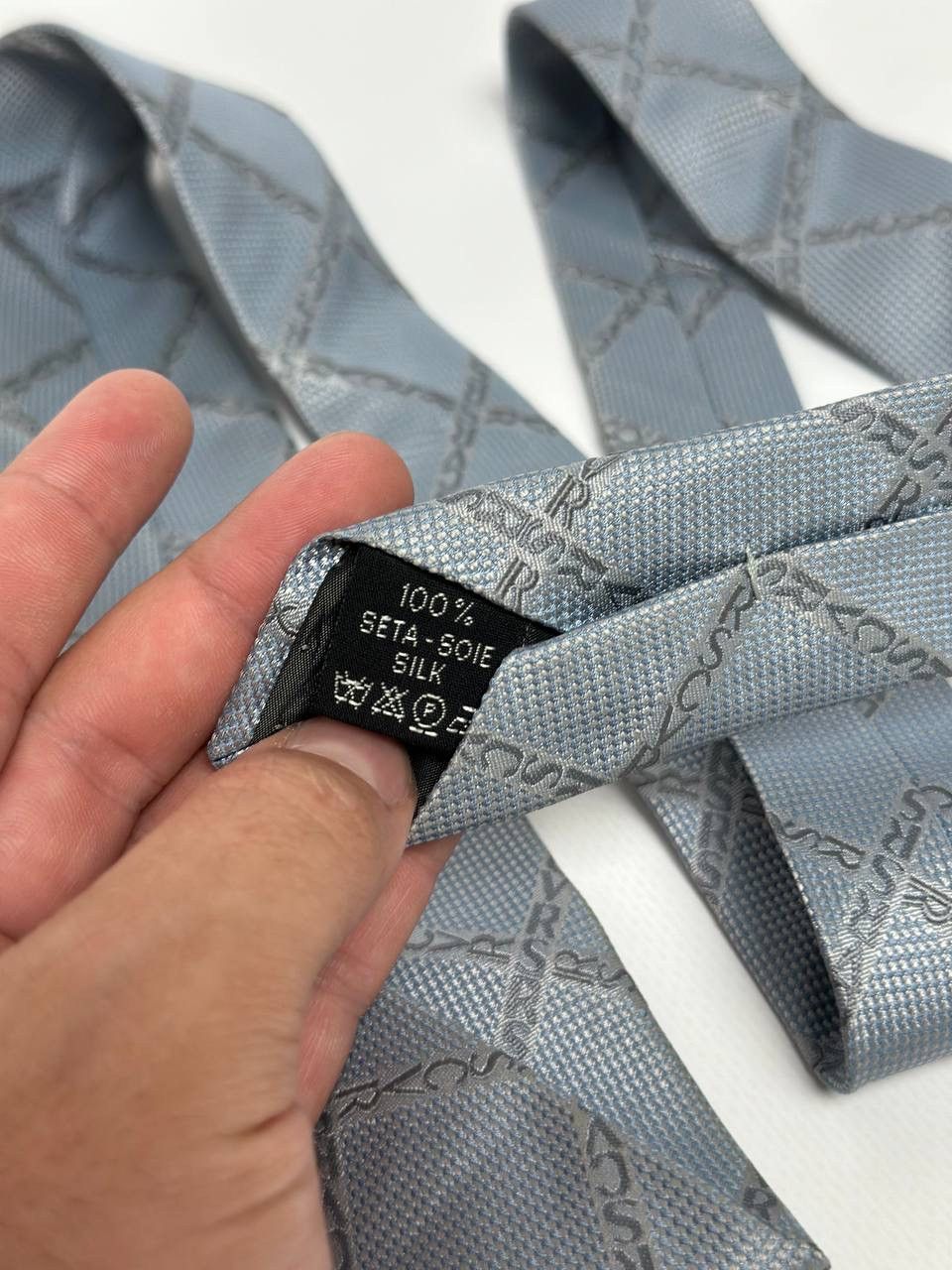 Versace GIANNI VERSACE MEN Tie 100% Silk Vintage 90s Made in Italy Size ONE SIZE - 5 Thumbnail