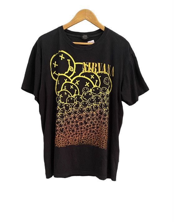 Band Tees ✅ NIRVANA Smile Nevermind grunge band kurt cobain tee shirt Size US L / EU 52-54 / 3 - 1 Thumbnail