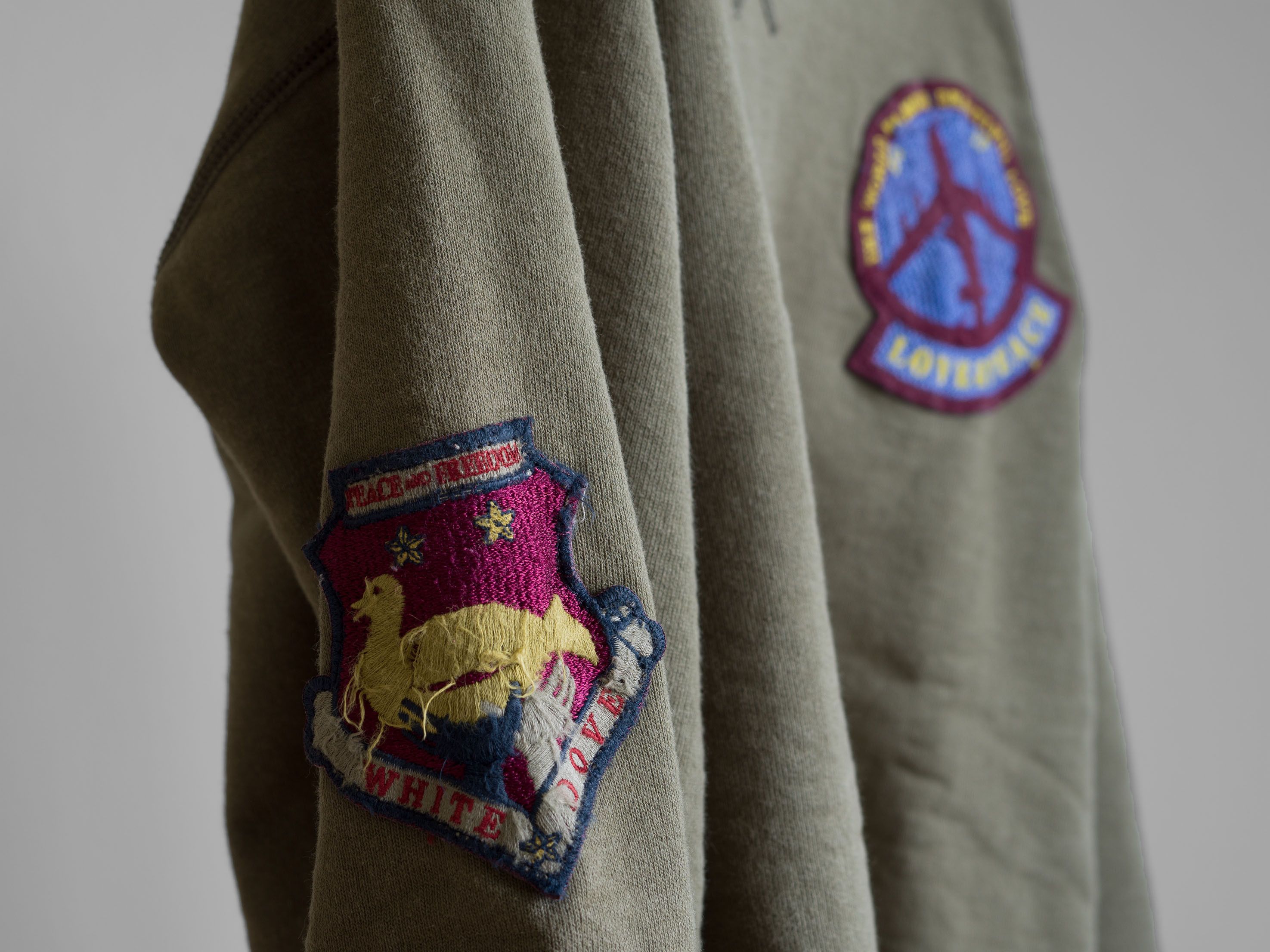 Junya Watanabe AW2006 JUNYA WATANABE MAN EMBROIDERY PATCH SWEATSHIRT Size US M / EU 48-50 / 2 - 5 Thumbnail