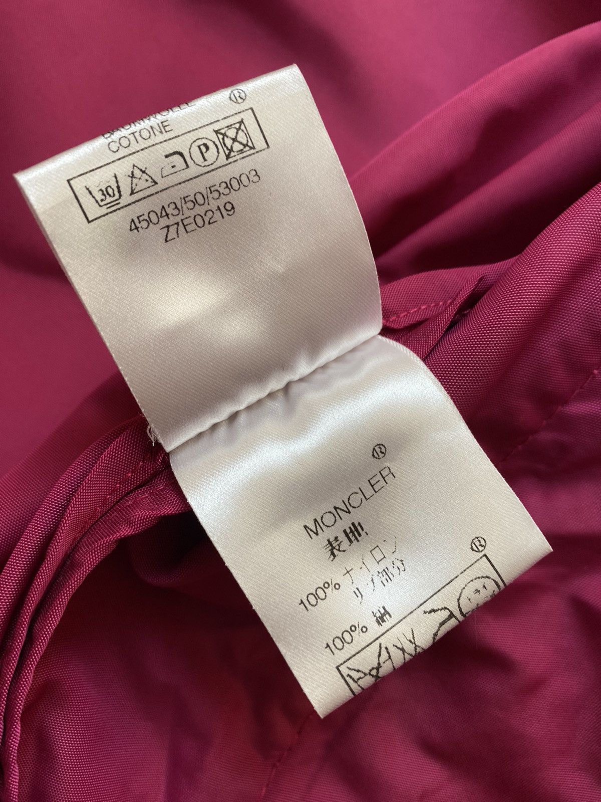 Moncler 🚨 Moncler vintage pink nylon button jacket bomber womans M 2 Size M / US 6-8 / IT 42-44 - 11 Thumbnail