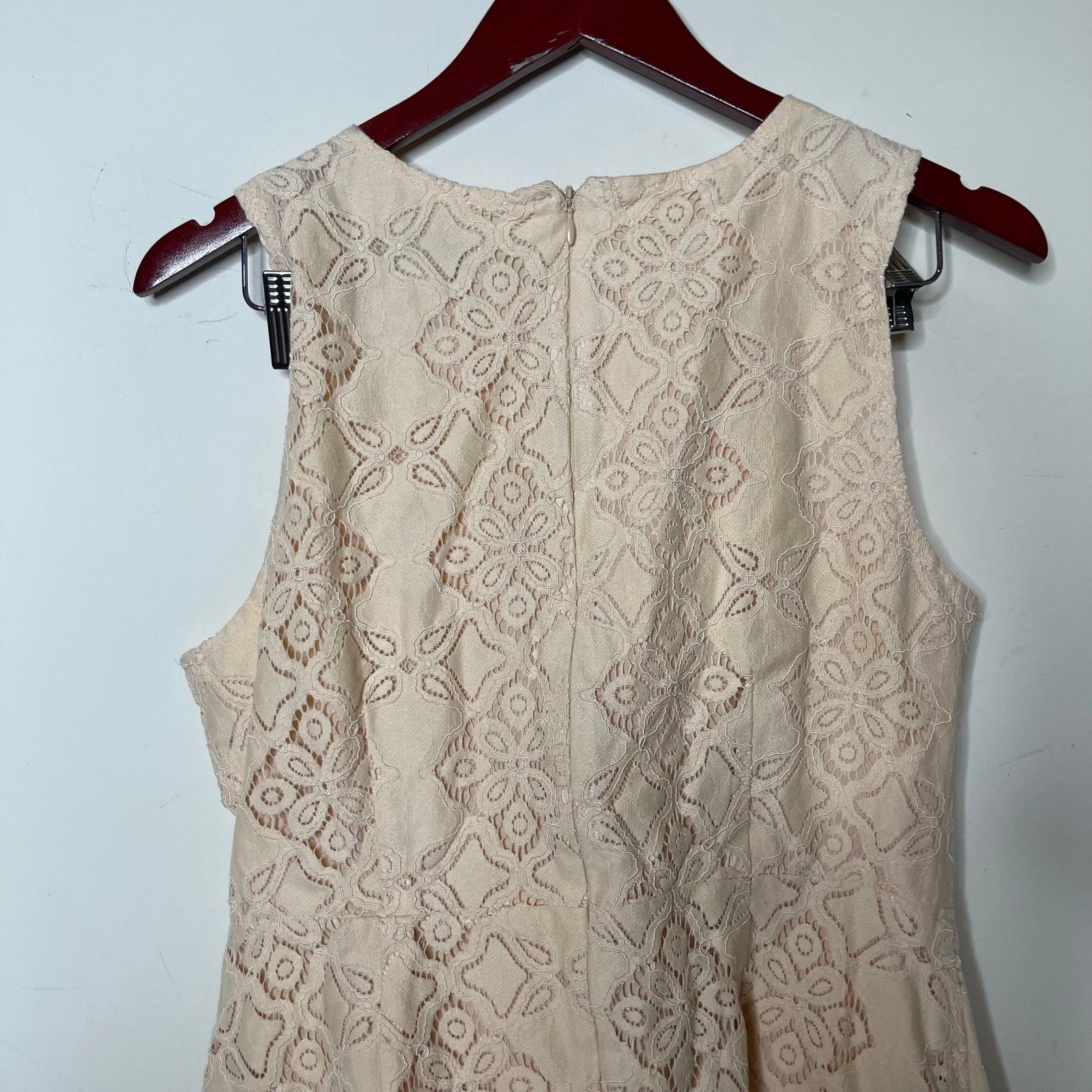 Pamela Love Pamela LoveiAntique Lace Midi Dress in champagne cream sz XL Size XL / US 12-14 / IT 48-50 - 9 Thumbnail
