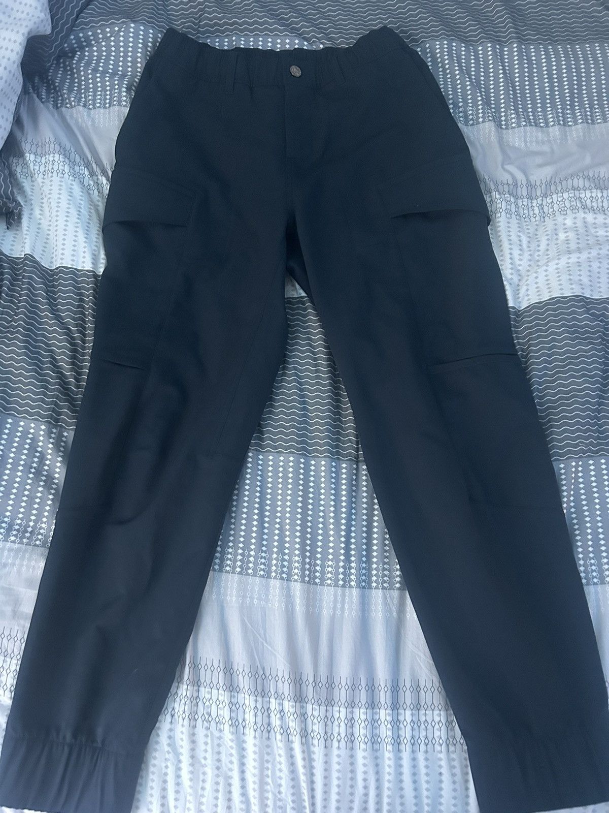 Lululemon Lululemon Navy Blue Casual Pants Size US 30 / EU 46 - 1 Thumbnail
