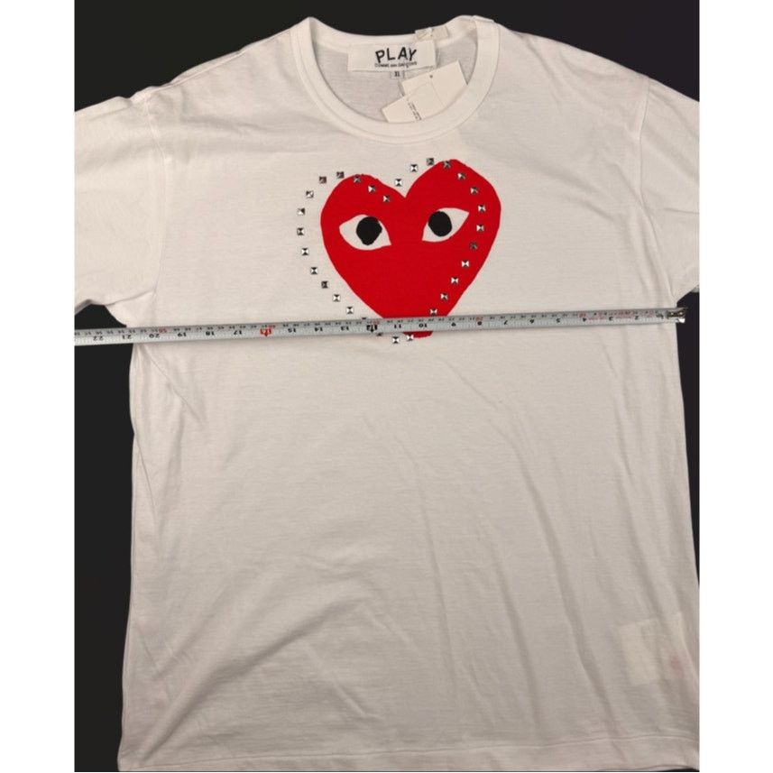 Comme des Garcons Comme des Garçons PLAY studded heart t-shirt Unisex XL NWT Size US XL / EU 56 / 4 - 5 Thumbnail