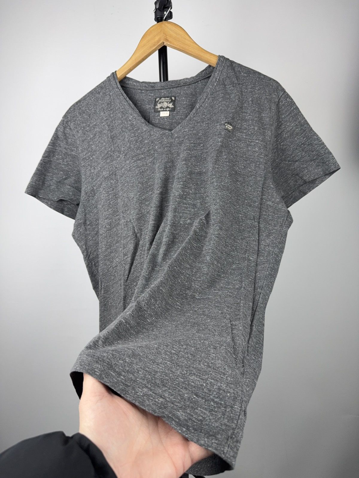 Diesel Luxury 00s Diesel Industry Italy Gray V-Neck Logo T-Shirt Size US L / EU 52-54 / 3 - 2 Thumbnail