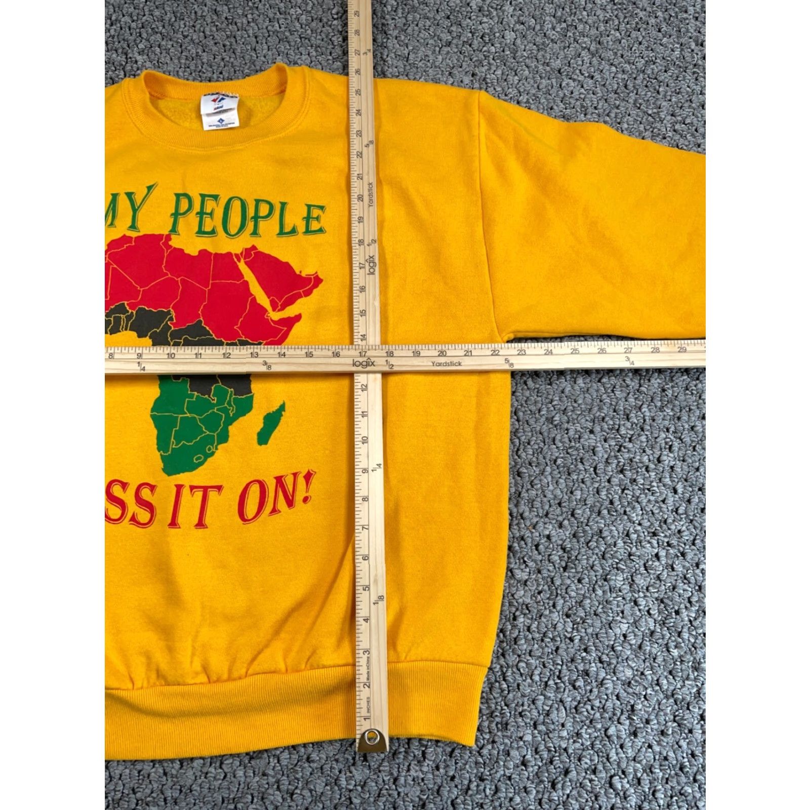 Jerzees VTG Africa My People Map Print Sweatshirt Adult Large Dark Yellow USA Made 50-50 Adults Large Yellow 90s Retro Jerzees Sweatshirt Mens Size US L / EU 52-54 / 3 - 4 Thumbnail