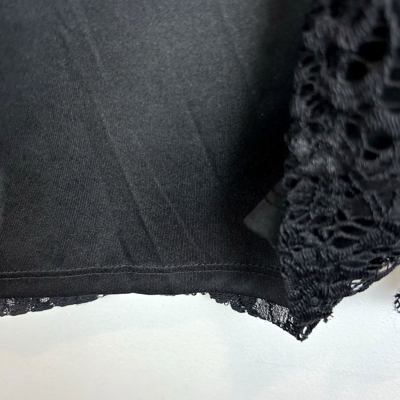 Vintage Adiva Black Lace Blouse Womens M Long Sleeve Flutter Sheer Boat Neck Size M / US 6-8 / IT 42-44 - 5 Thumbnail
