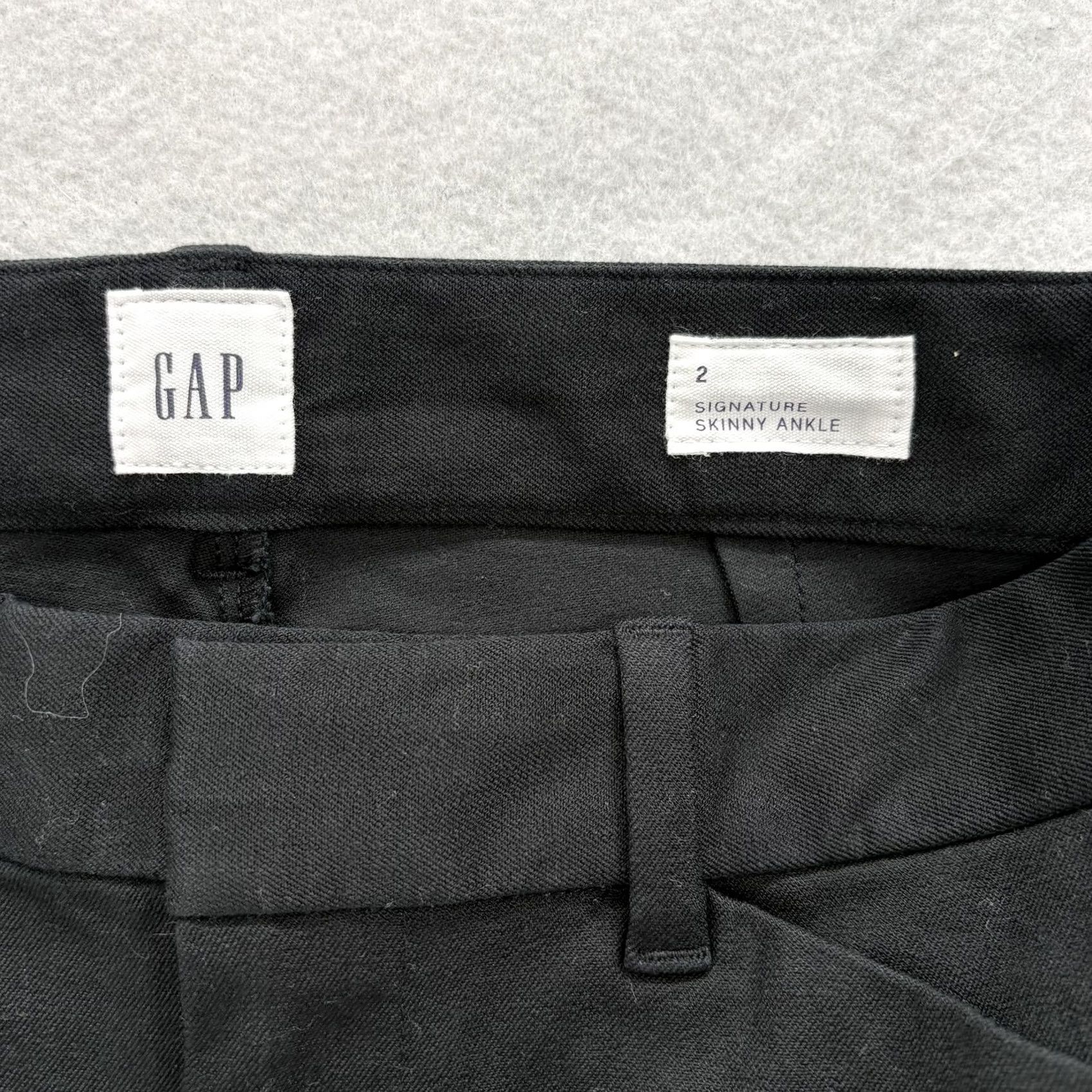 Gap Gap Signature Ankle Pants Womens 2 Black Stretch Twill Career Slim Pockets Zipper Button Front Flat Front Fall 28in Inseam Mens? Size 26" / US 2 / IT 38 - 4 Thumbnail