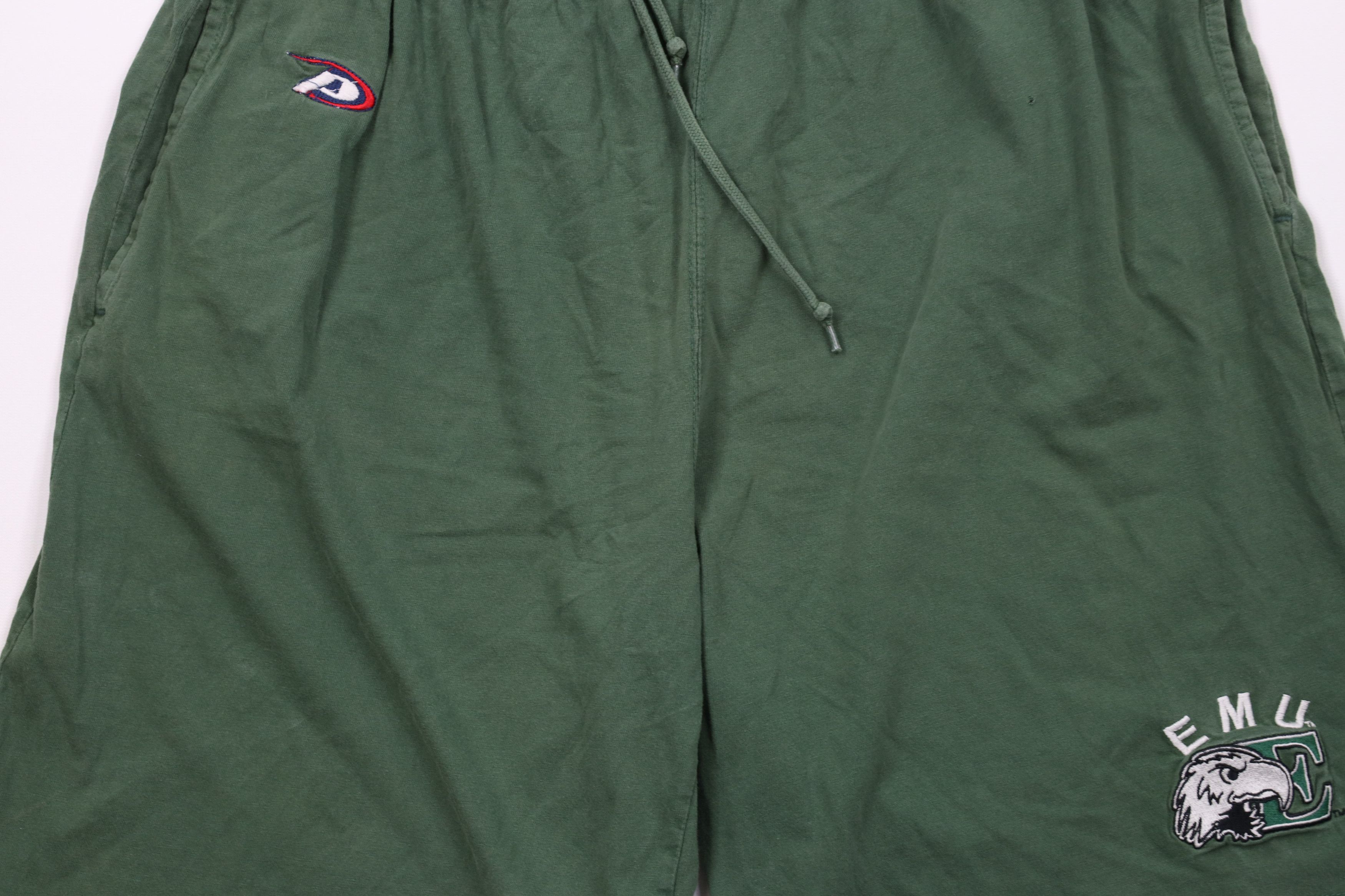 Vintage Vintage 90s Faded Eastern Michigan University Shorts Green Size US 34 / EU 50 - 3 Thumbnail