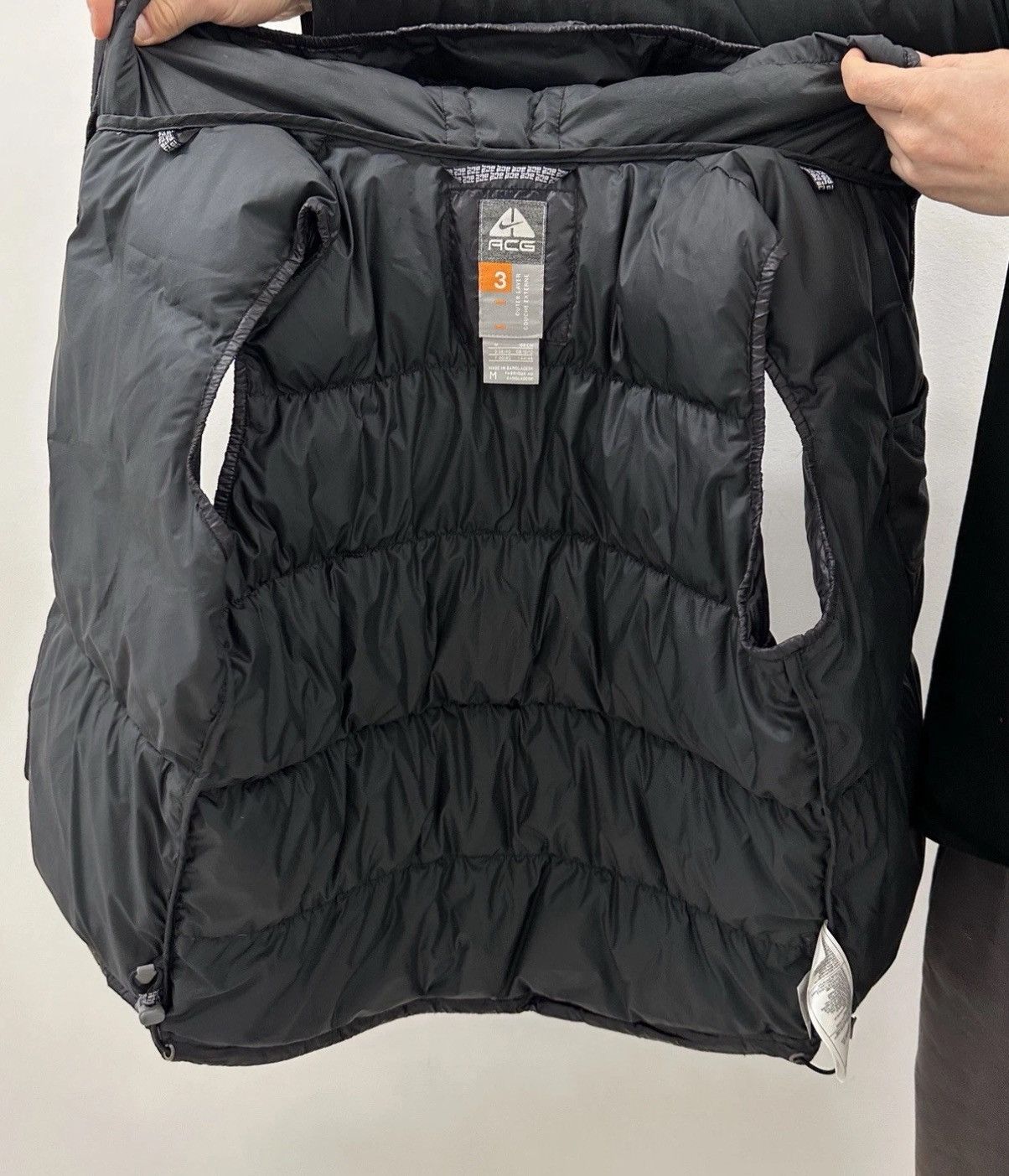 Nike ACG Vintage 2000s Nike ACG Layer 3 Down Puffer Vest Womens Size M / US 6-8 / IT 42-44 - 6 Thumbnail