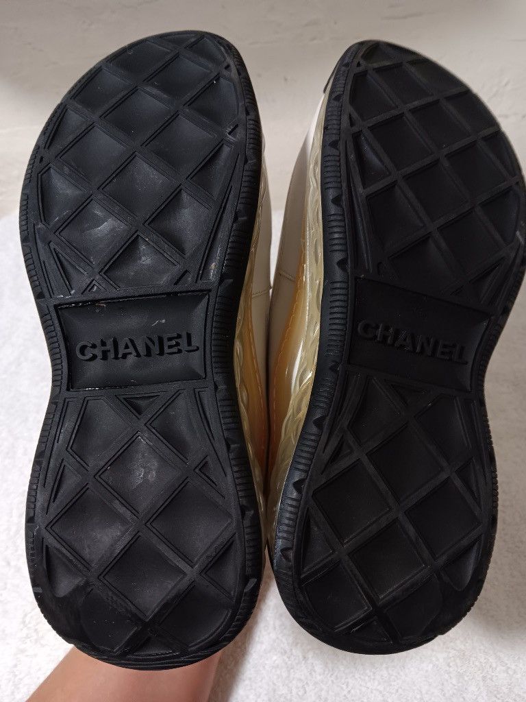 Chanel New Women’s Chanel Athletic Shoes w/ gold logo Size Size US 6.5 / IT 36.5 - 3 Thumbnail