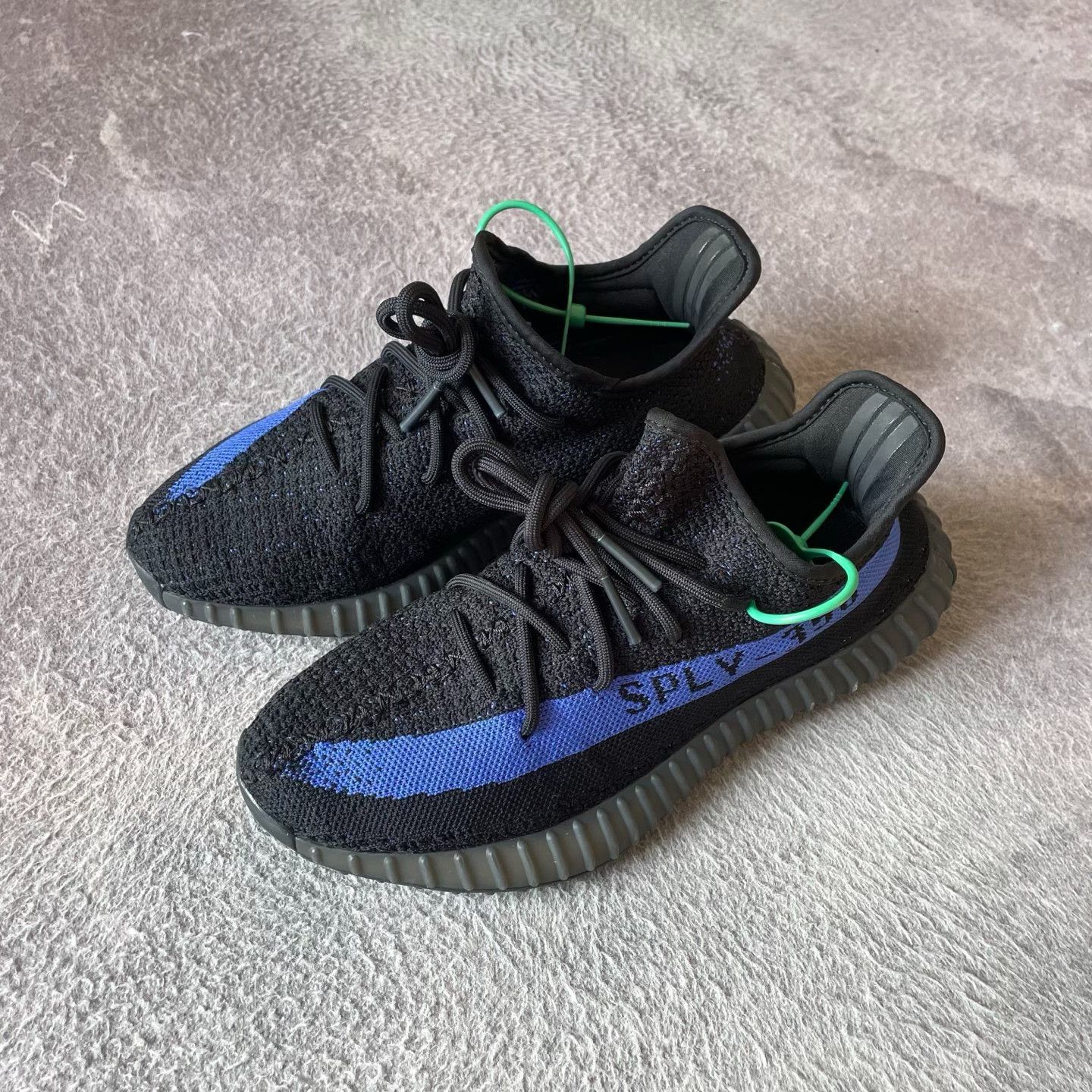 Yeezy Yeezy Blue Lowtop Sneakers 40 Men Size US 7.5 / EU 40-41 - 1 Thumbnail