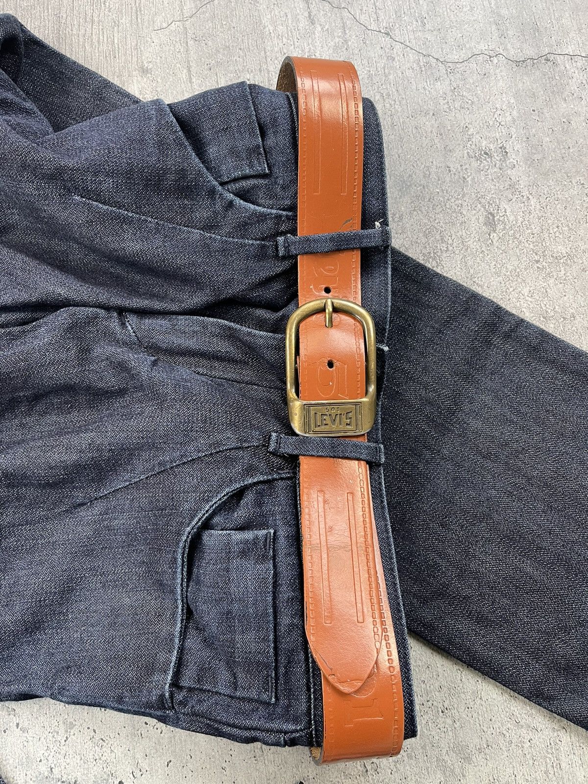 Levi's × Vintage Vintage Levi’s Monogram Leather Belt Size ONE SIZE - 5 Thumbnail