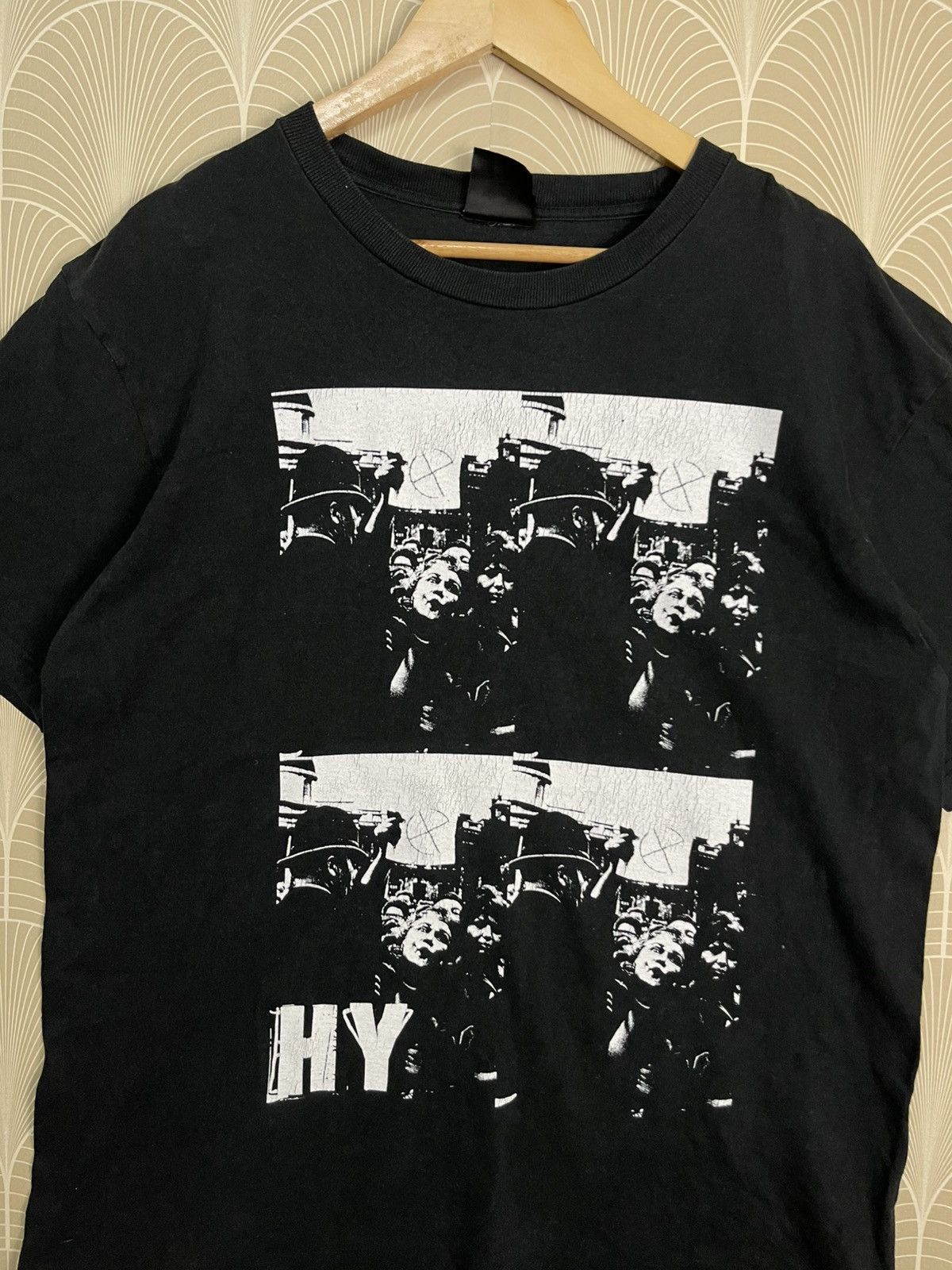 Japanese Brand 2000s BOOTLEGBOOTH JAPANESE STREETWEAR TSHIRT RARE GRAPHIC Size US L / EU 52-54 / 3 - 5 Thumbnail
