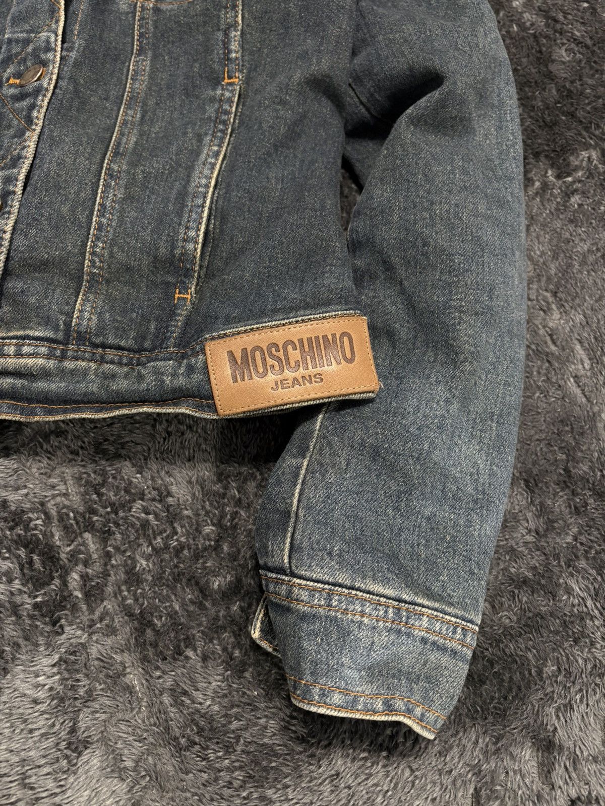 Moschino RARE Vintage Moschino Heavy Y2K Denim Jacket Size M / US 6-8 / IT 42-44 - 4 Thumbnail
