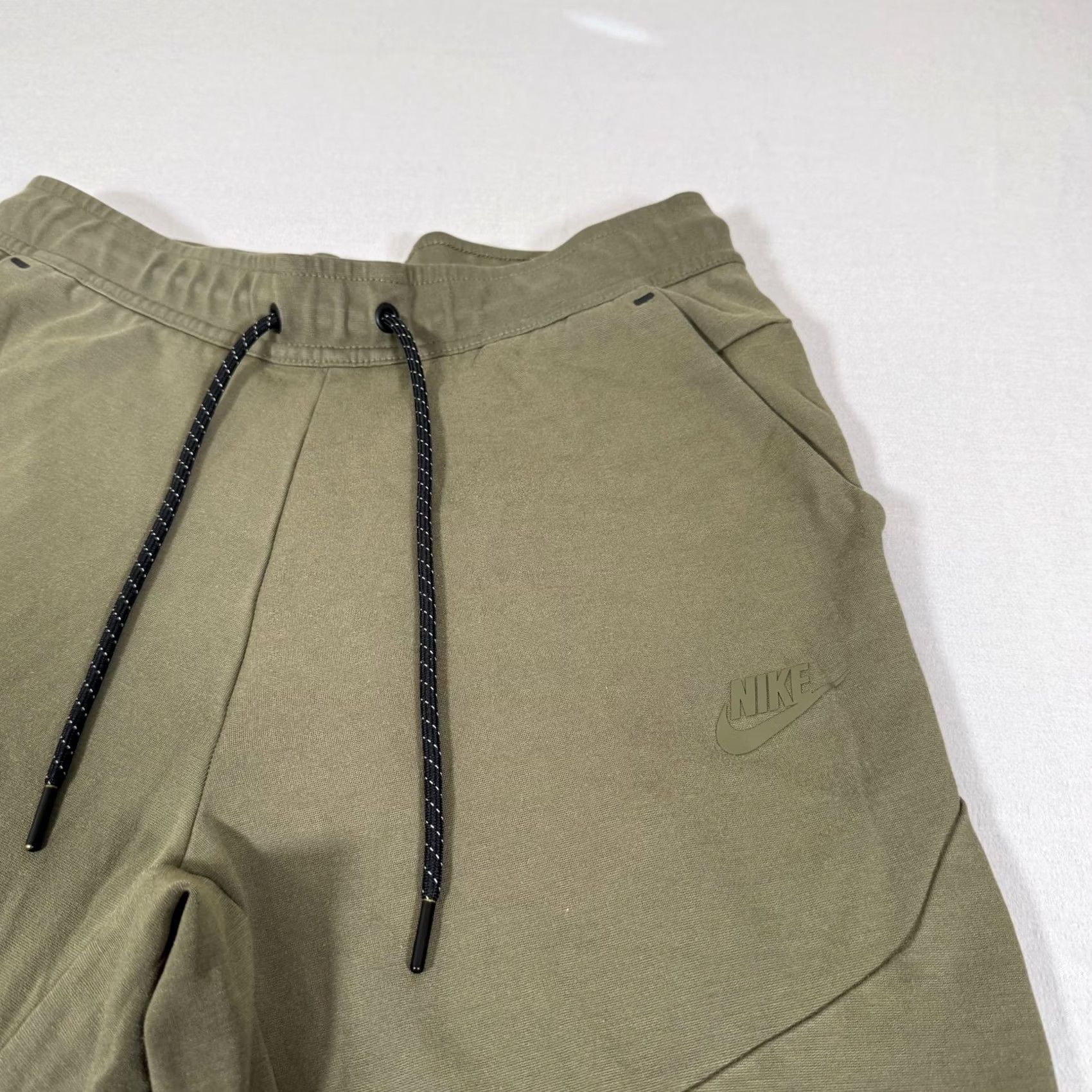 Nike Nike Tech Fleece Jogger Pants Men Small Green Athletic Slim Knit with Pockets Elastic Waist Size US 29 - 3 Thumbnail