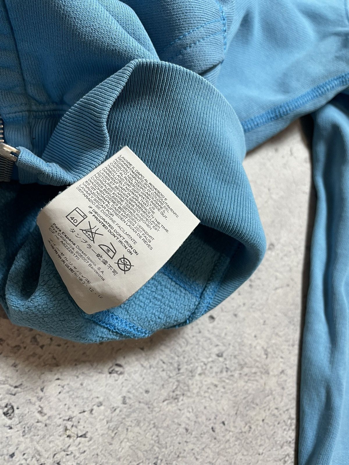 Diesel Vintage Full Zip Hoodie Diesel Avant Garde Logo Y2K Size US S / EU 44-46 / 1 - 9 Thumbnail