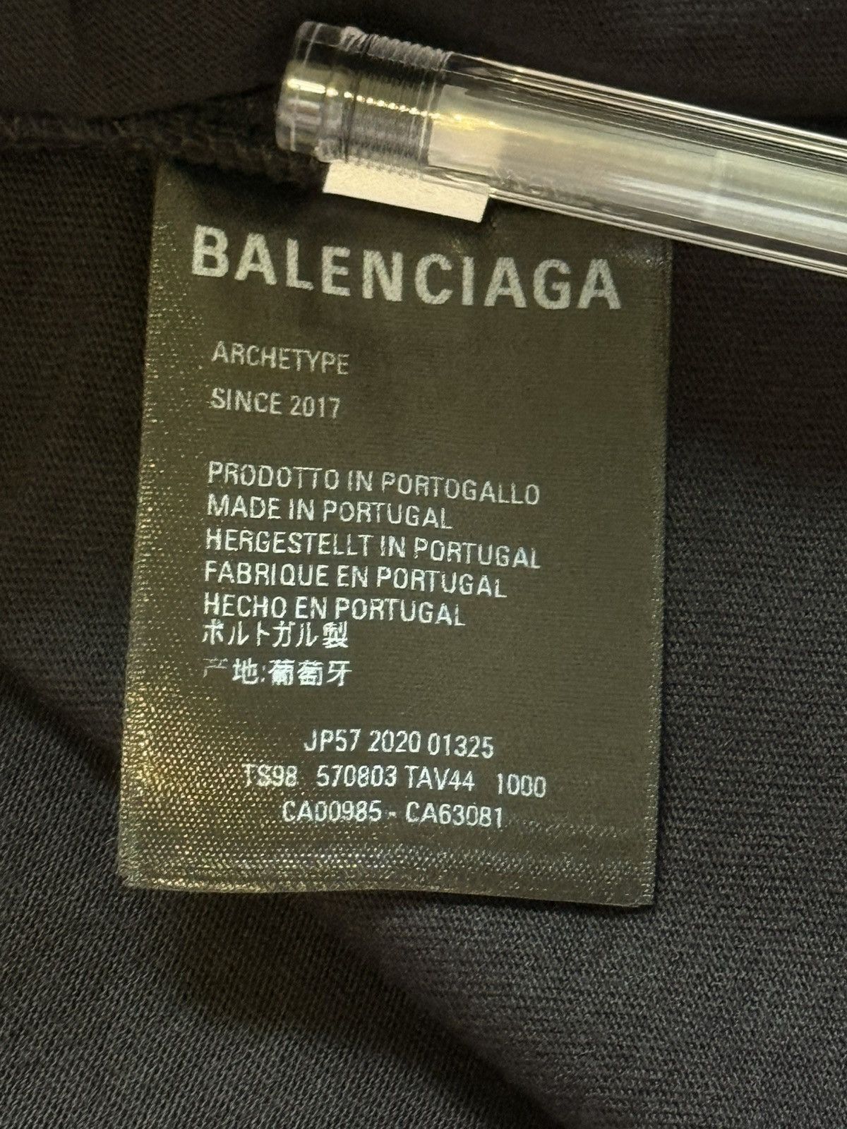 Balenciaga Balenciaga black t shirt Size US L / EU 52-54 / 3 - 7 Thumbnail