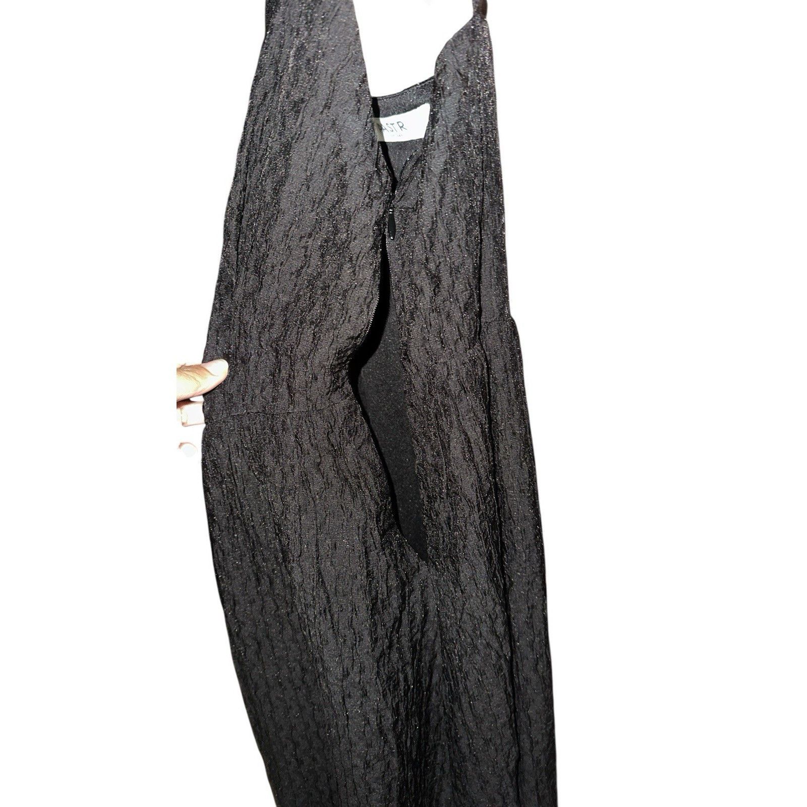 ASTR The Label NWOT ASTR THE LABEL V NECK MIDI DRESS- BROKEN ZIPPER Size L / US 10 / IT 46 - 4 Thumbnail