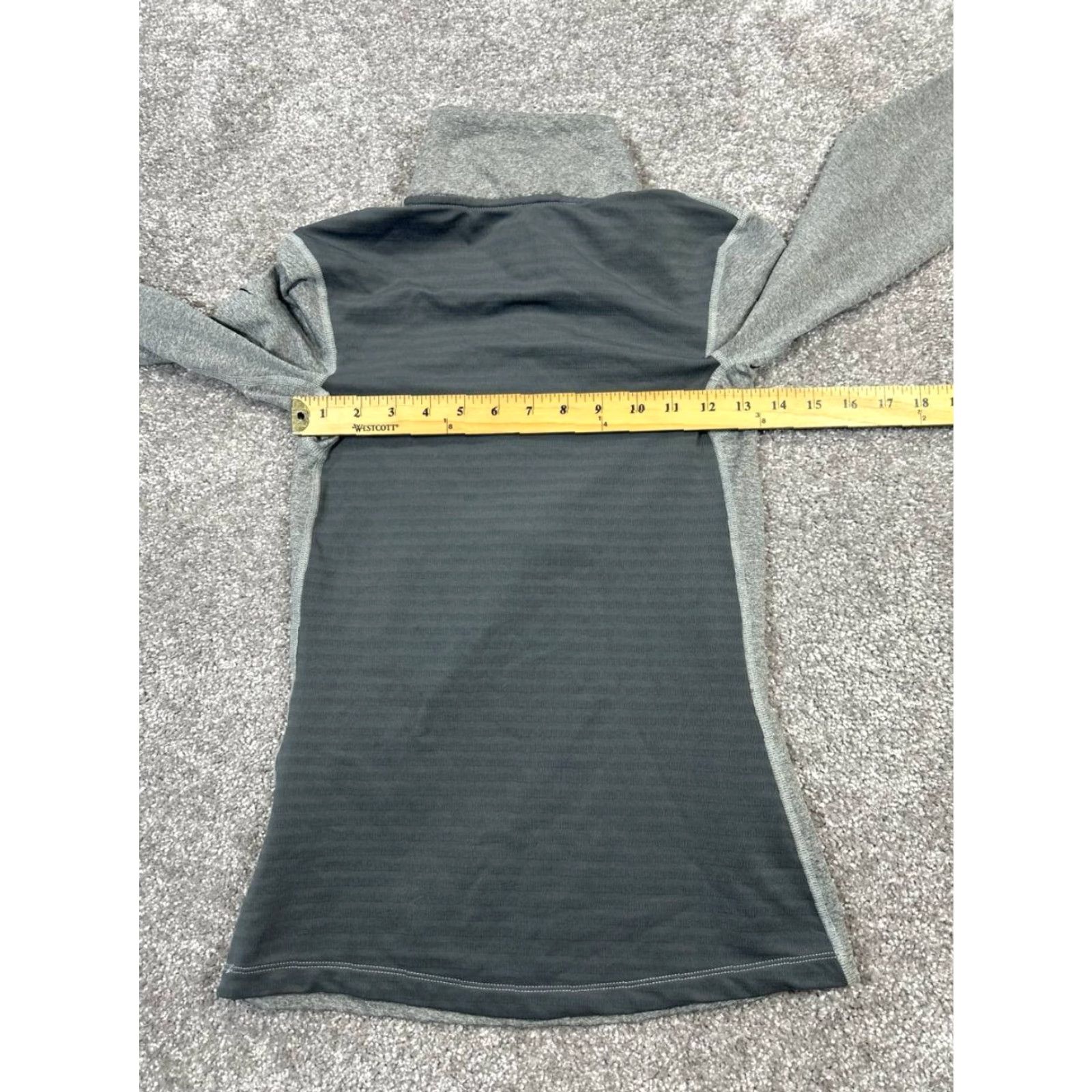 Nike VINTAGE Nike Women's Pullover Sweater Running Quarter Zip Activewear Small Gray Nike Dri-FIT 1/4 Zip Size S / US 4 / IT 40 - 5 Thumbnail