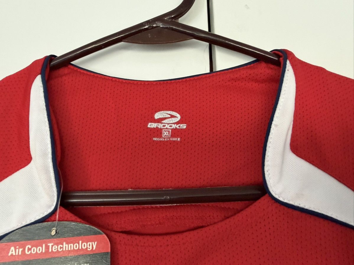 Brooks BROOKS ORELLANA CHILE NATIONAL JERSEY 2008 WORLD CUP SOCCER Size US XL / EU 56 / 4 - 6 Thumbnail