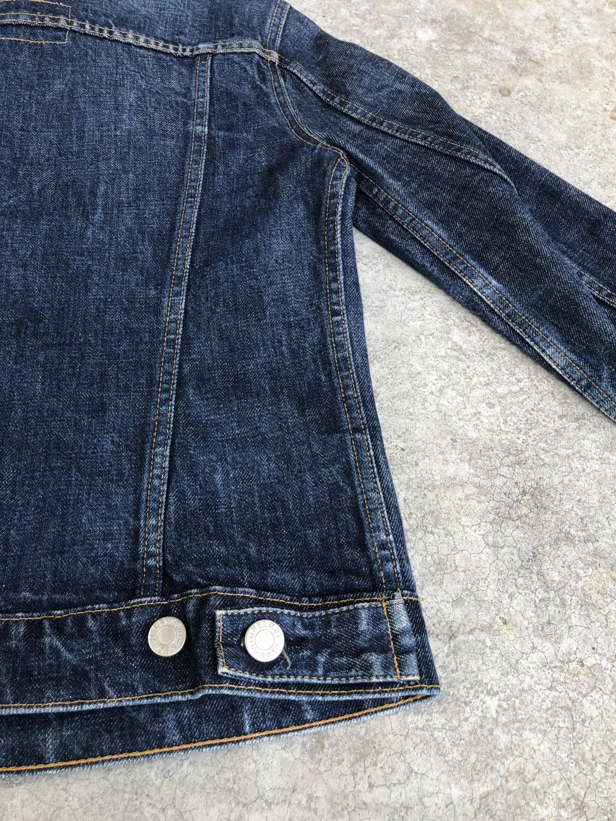 Helmut Lang Helmut Lang Denim Jacket Classic Denim Distressed Size US XS / EU 42 / 0 - 15 Thumbnail