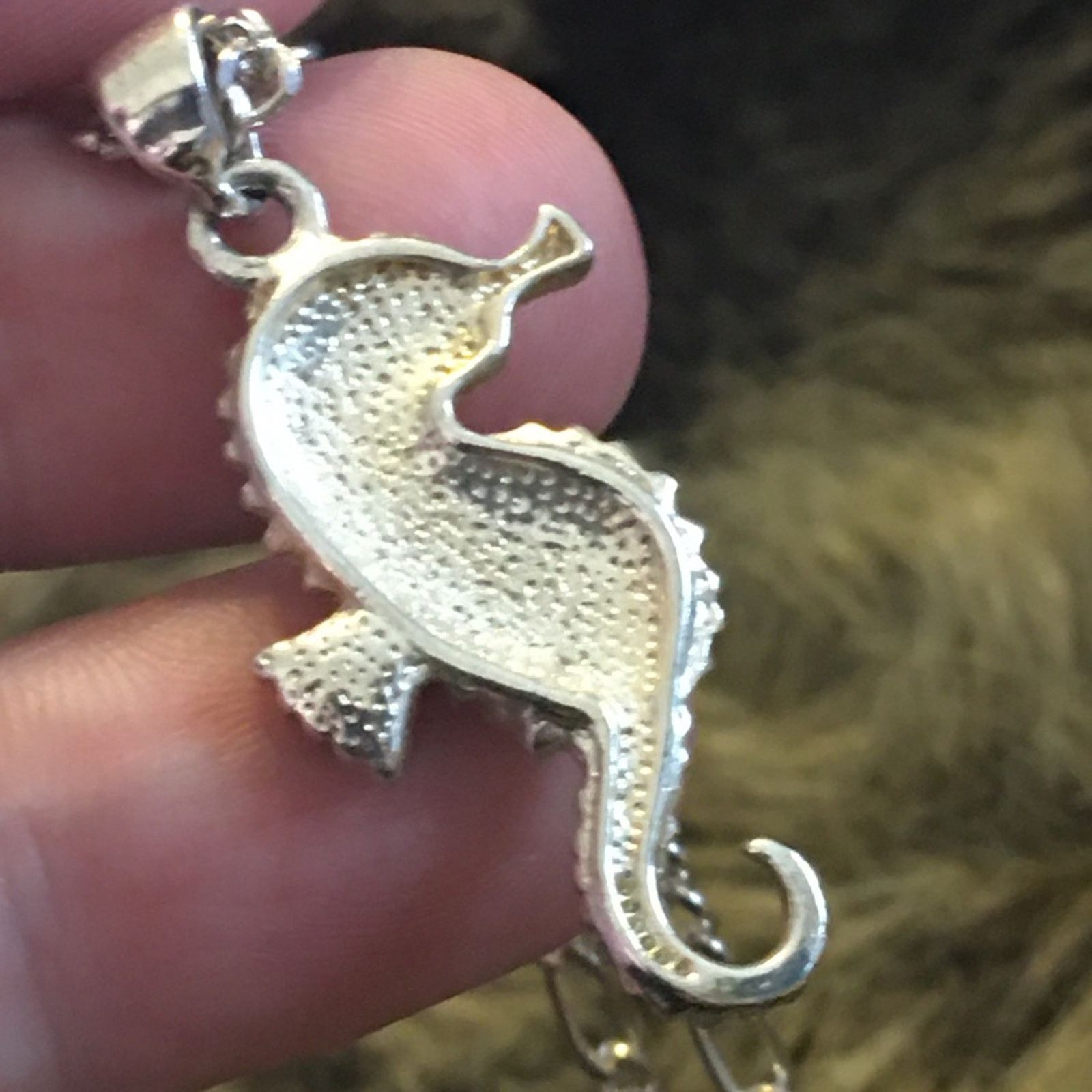Vintage Vintage rhinestone seahorse pendant on chain Size ONE SIZE - 8 Thumbnail
