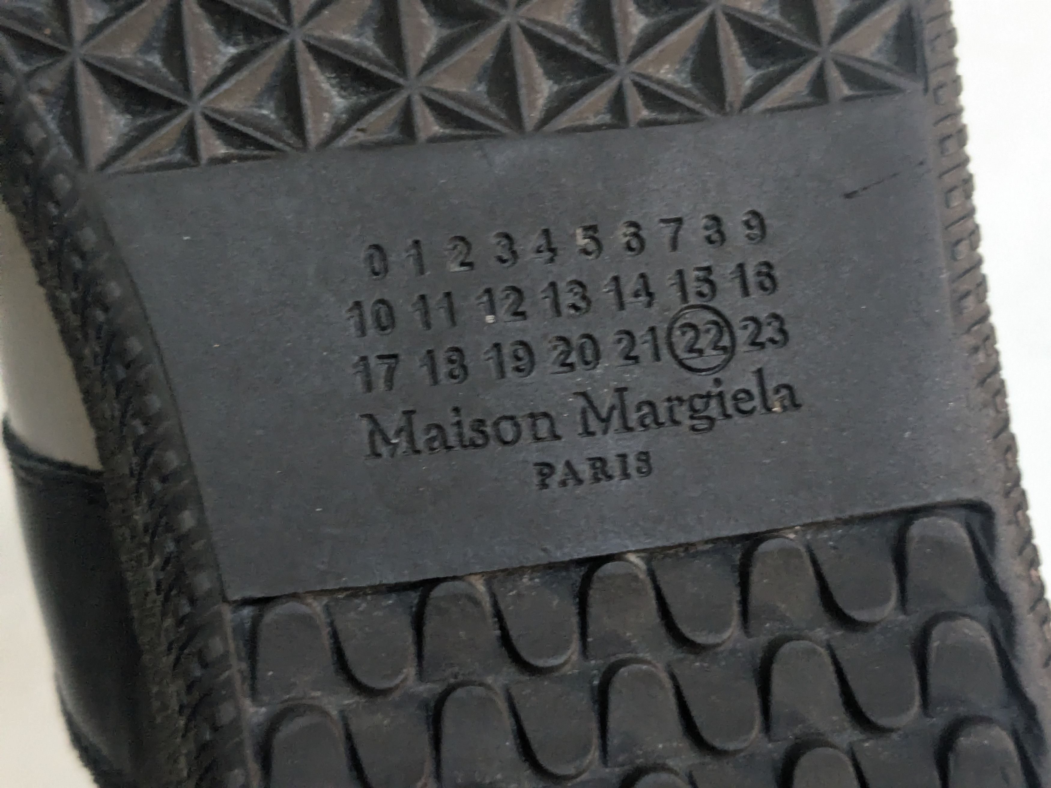 Maison Margiela Maison Margiela Replica GAT Gray Black 7 40 Size US 7 / EU 40 - 17 Thumbnail